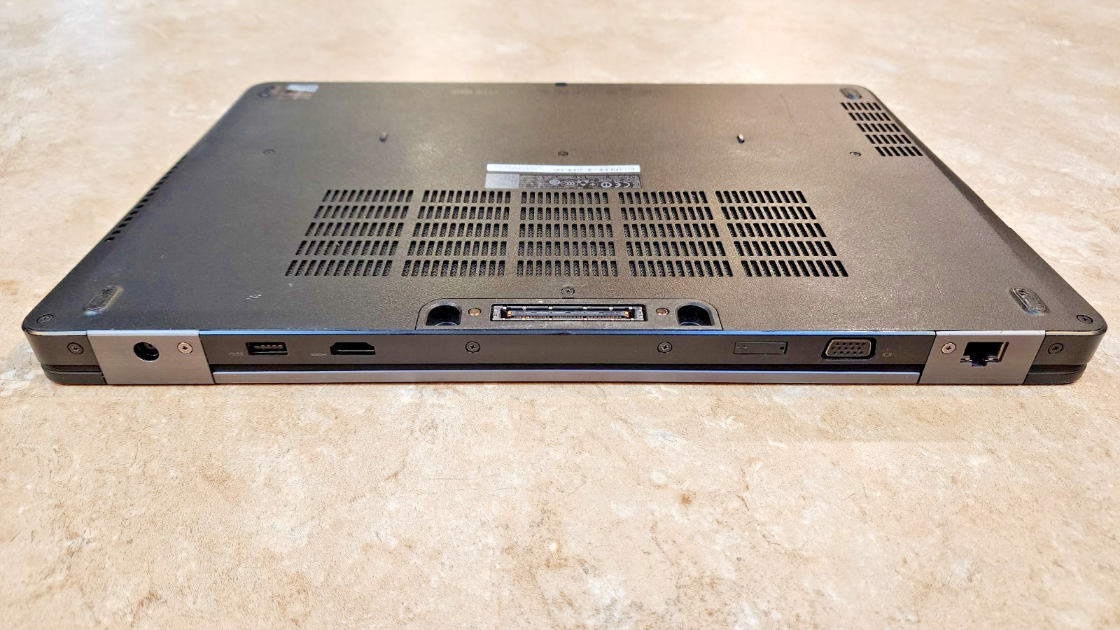 DELL LATITUDE E5570 15.6″ FHD INTEL CORE I5-6300U 256GB SSD 16GB RAM HDMI WIN11