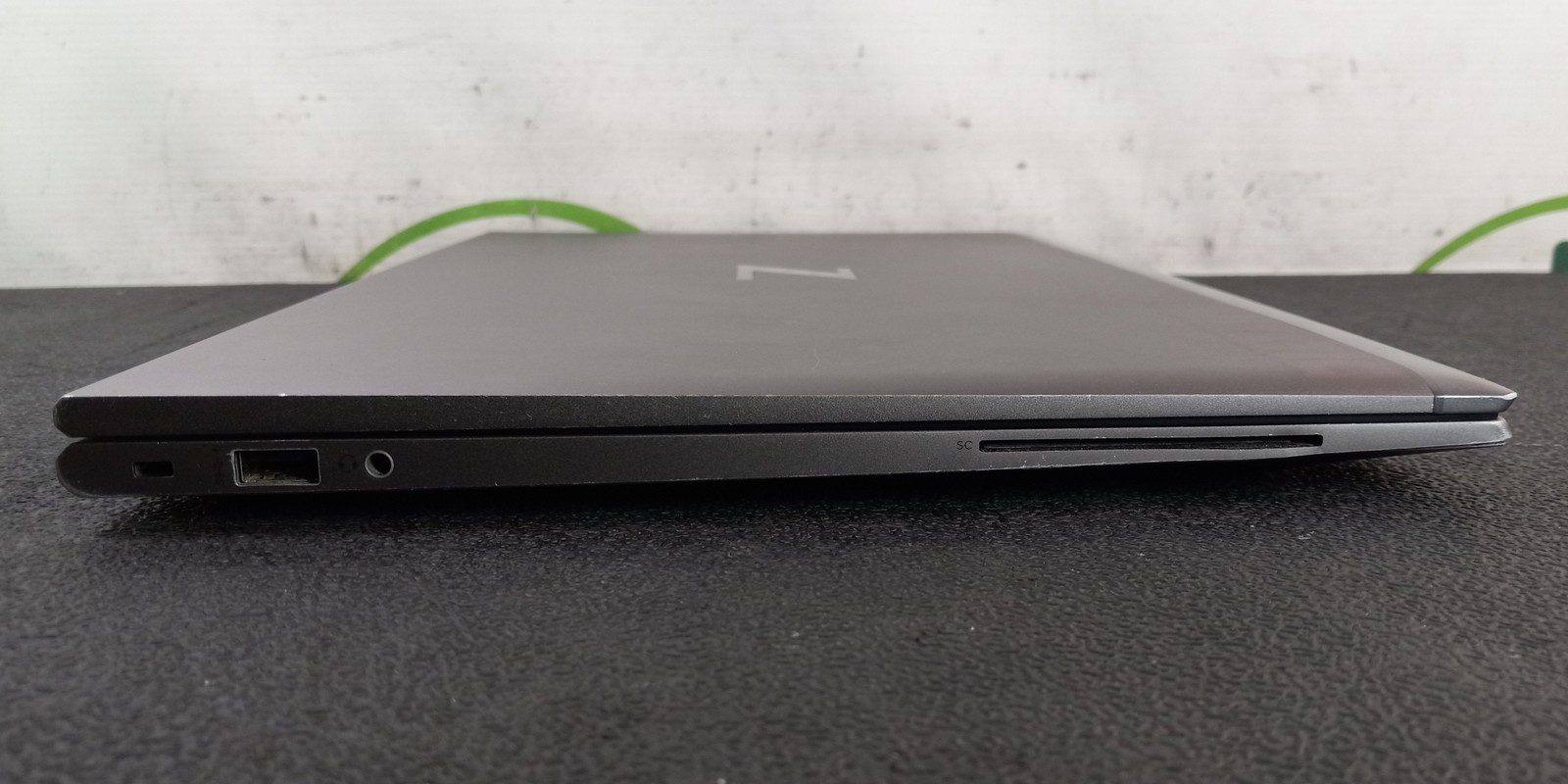 HP ZBook Firefly 15 G8 Core i7 1185G7 8GB RAM No SSD Laptop w Adapter No OS