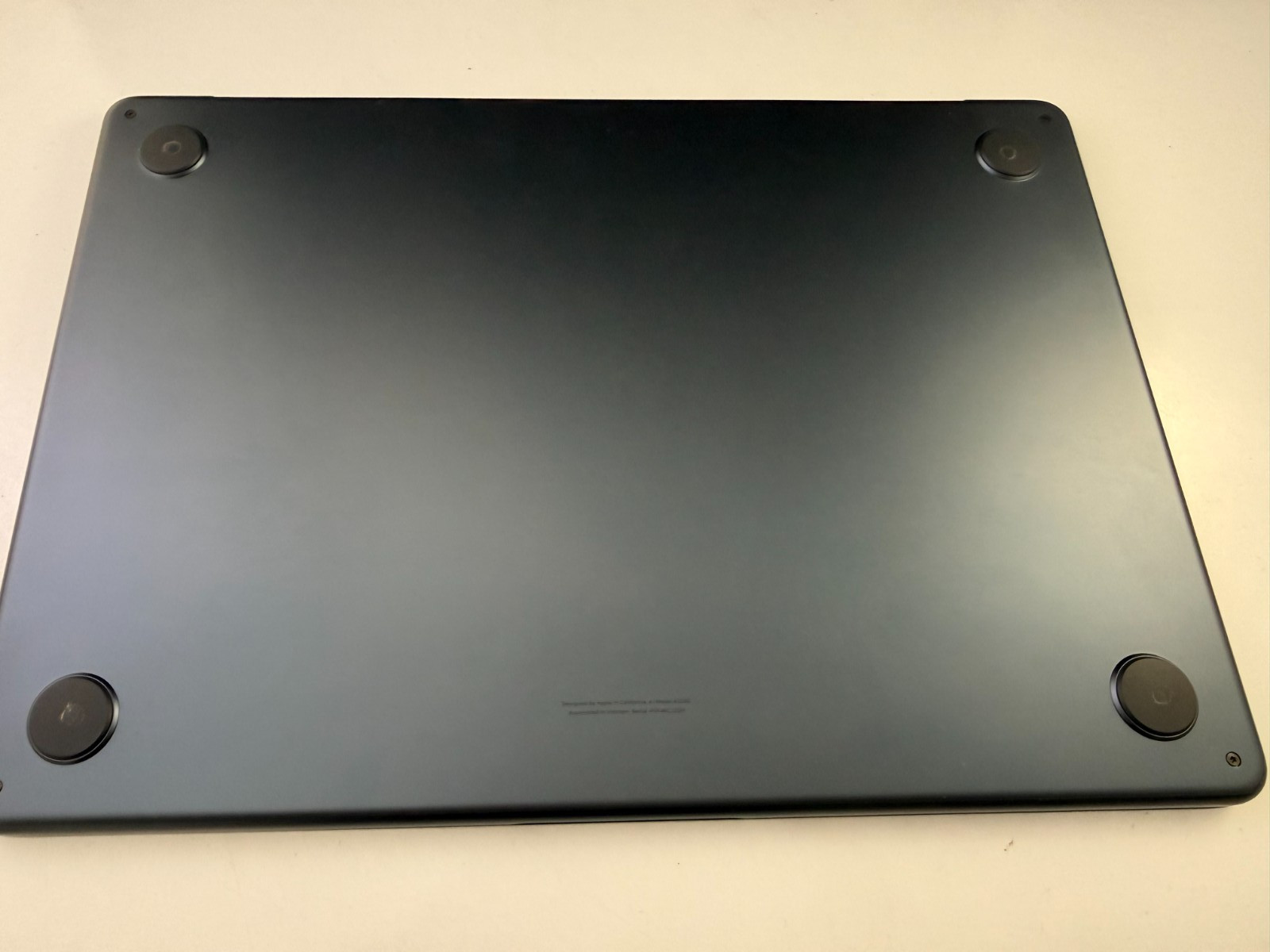 Macbook Air M4 256GB 16GB Midnight 100% battery only 22 batt cycles warranty Dec