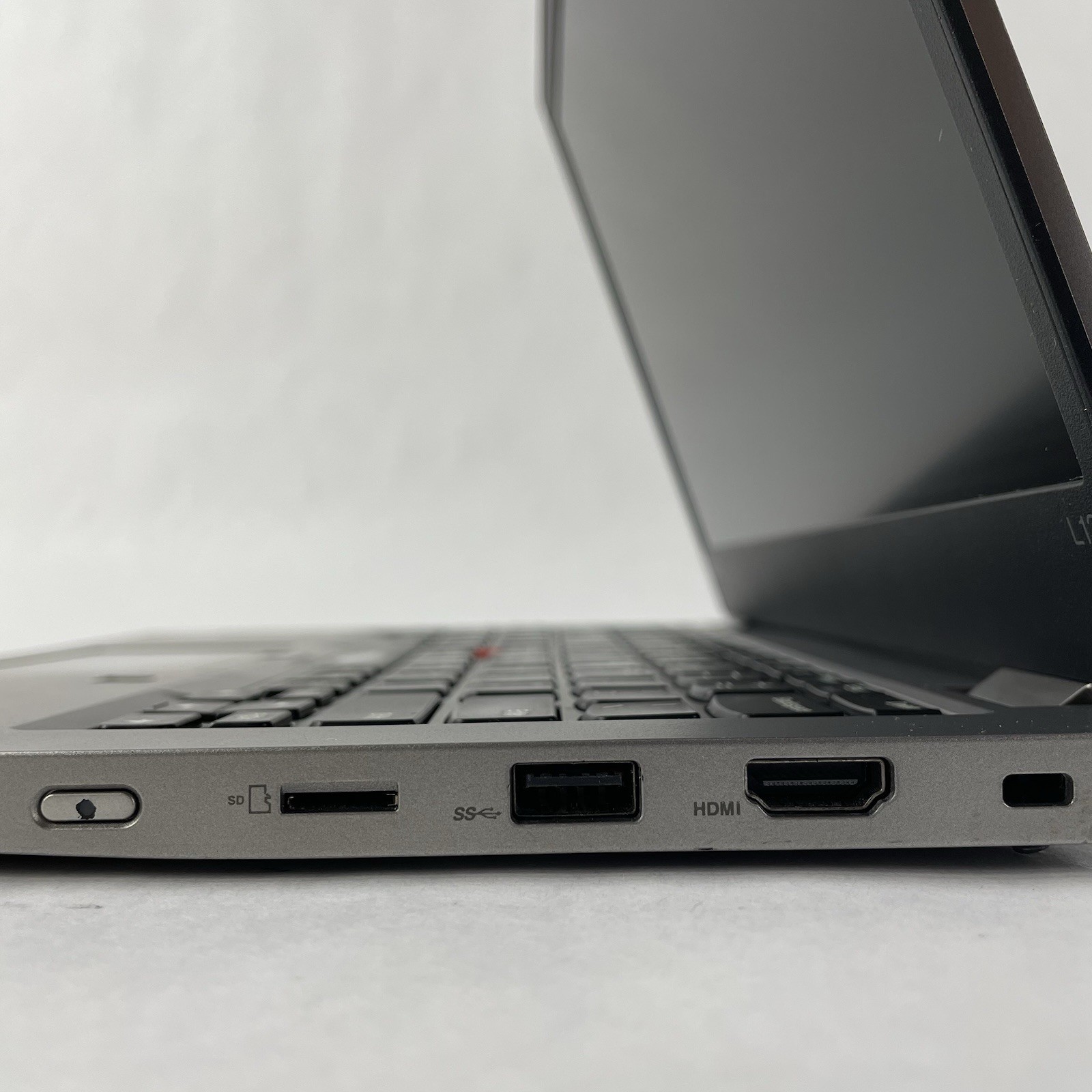 Lenovo ThinkPad L13 13.3″ i5-10210U 1.60 GHz 16 GB RAM No SSD/OS/AC