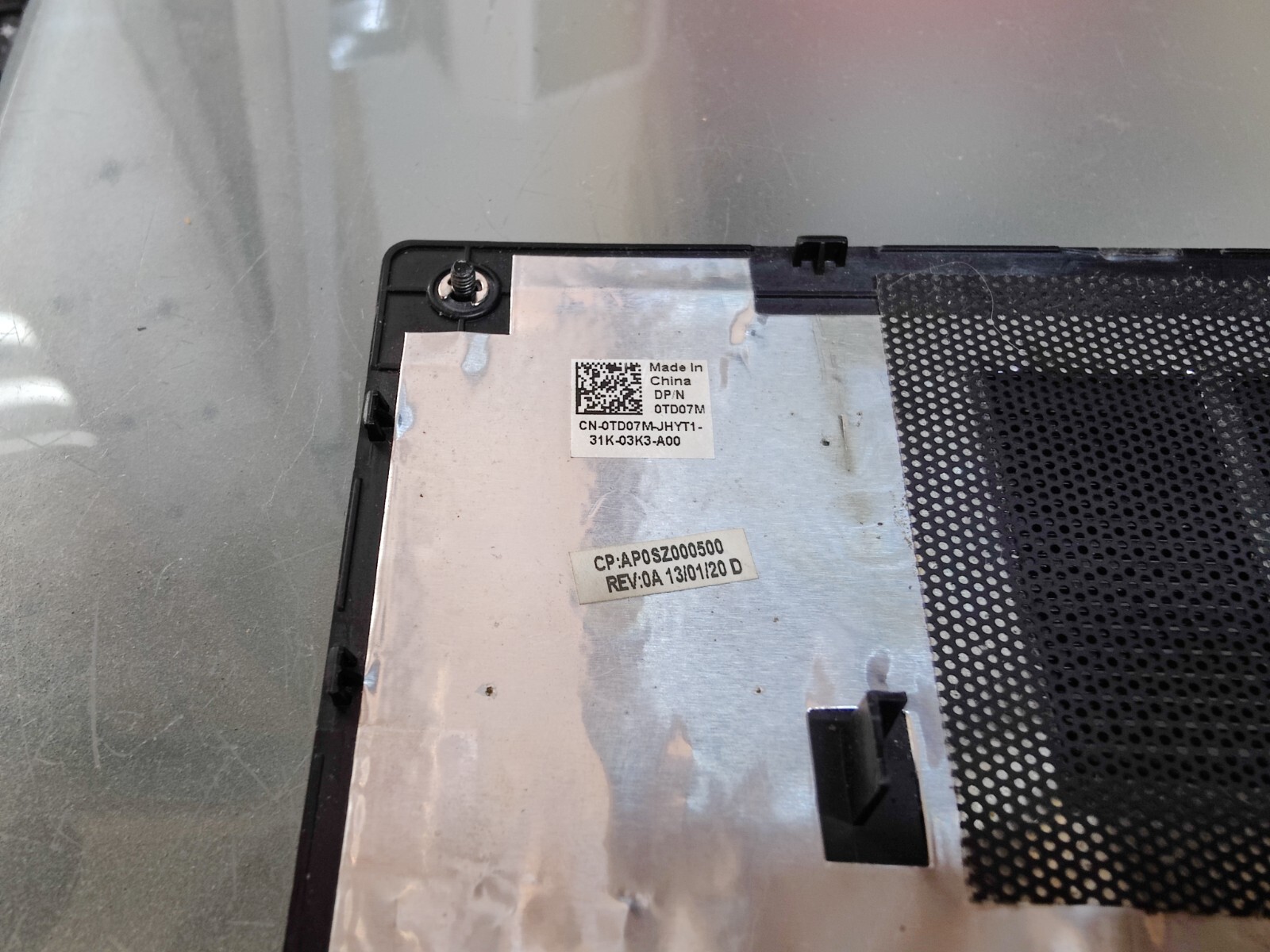 DELL 3521 5537 3537 5521 COVER COPERCHIO PORTA CN-0TD07M ORIGINALE
