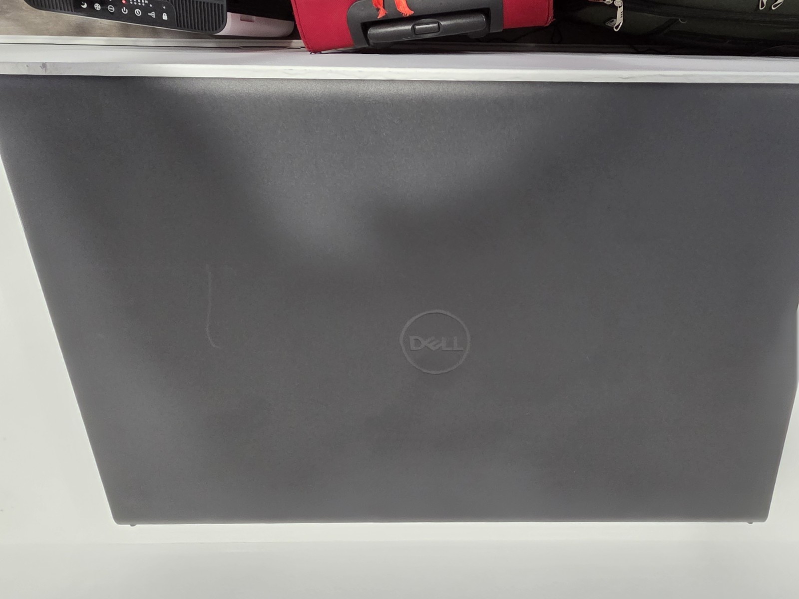 Dell Inspiron 15 3530 15.6″ Intel Core i7-1355U 16GB DDR4 1TB SSD Carbon Black