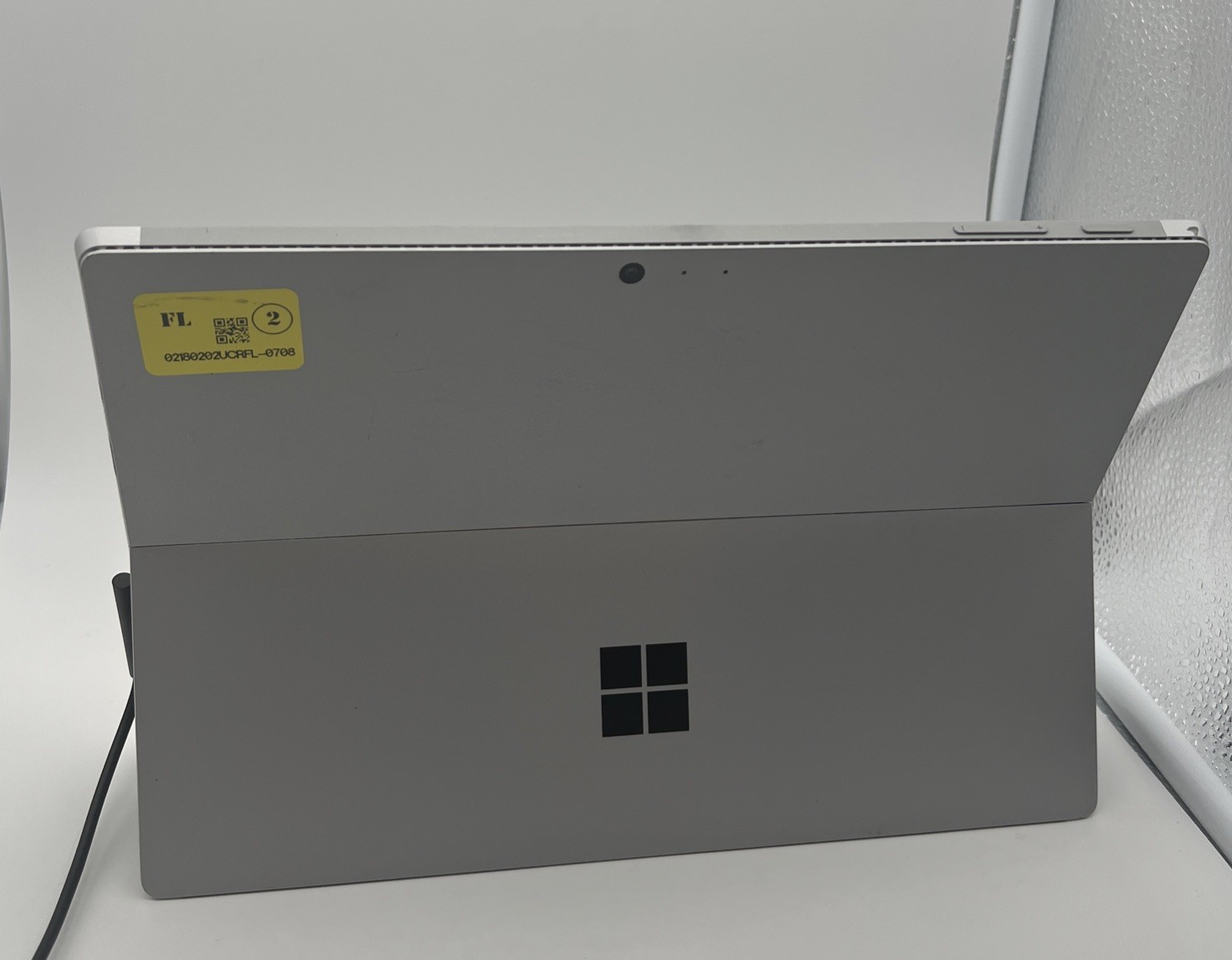 Microsoft Surface Pro 4 Core m3-6Y30 0.90 GHz 4GB RAM 128GB NO KEYBOARD 5/3