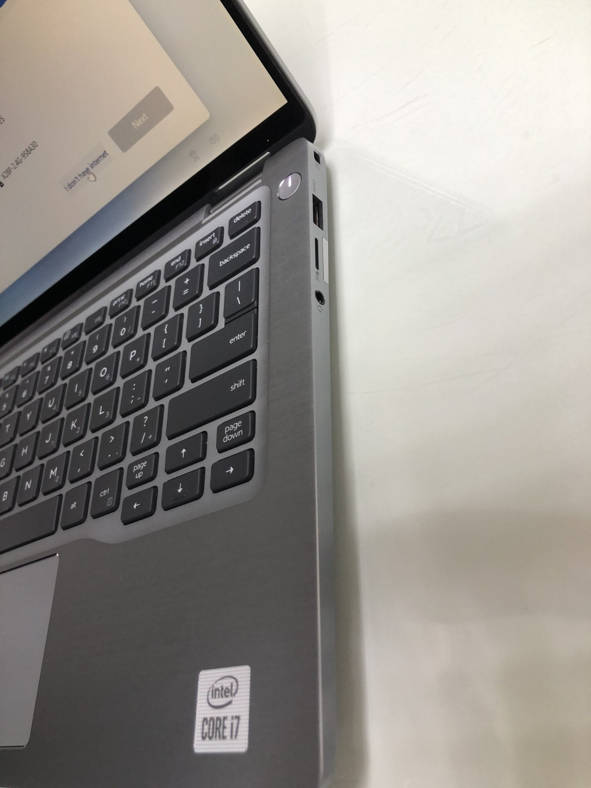 Dell Latitude 9410 2-in-1 i7-10610U 16GB RAM 512GB SSD Touch – Good Condition