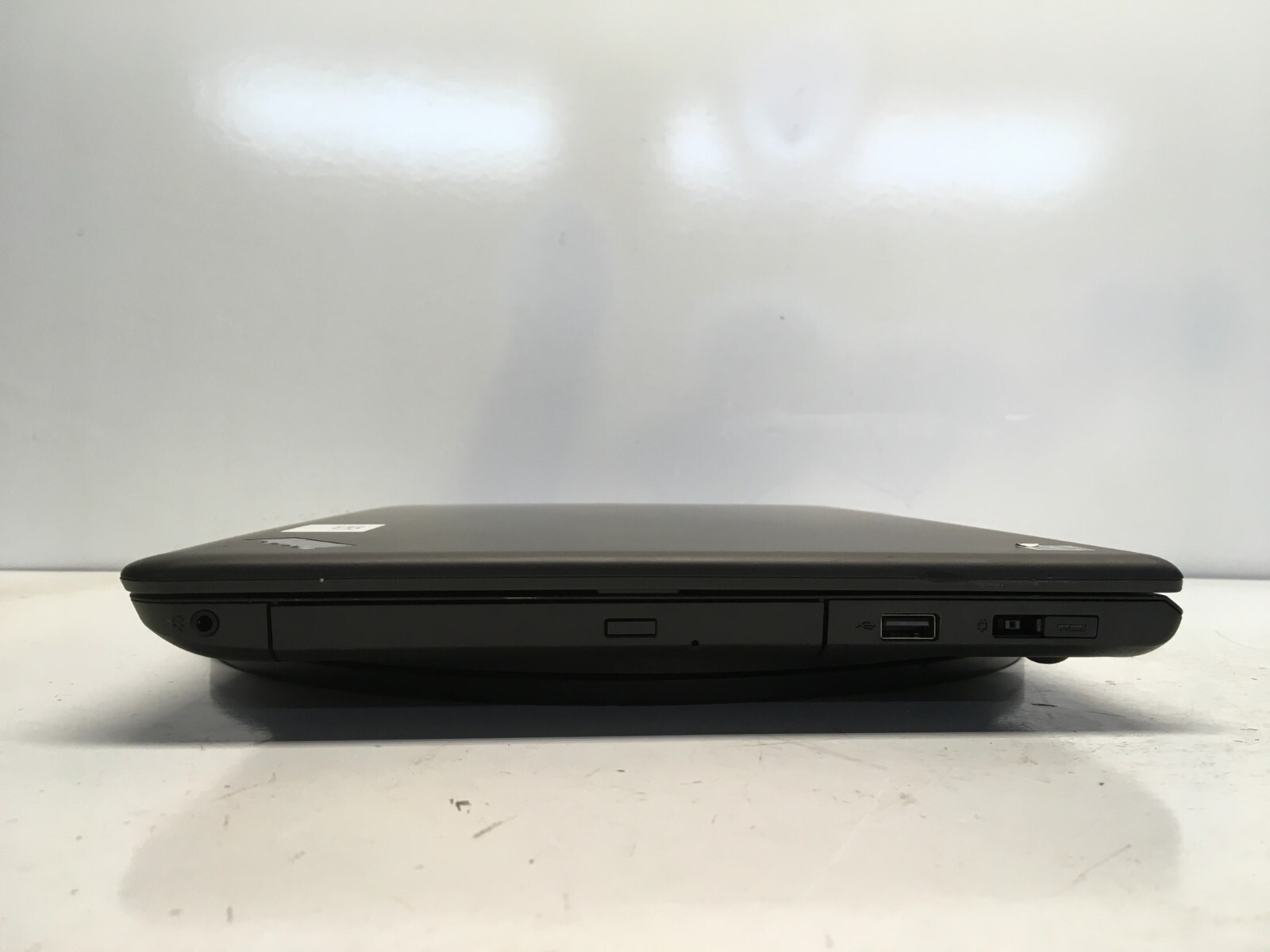 Lenovo ThinkPad E550 Intel i3-4005U 1.7GHz 4 GB NO HDD
