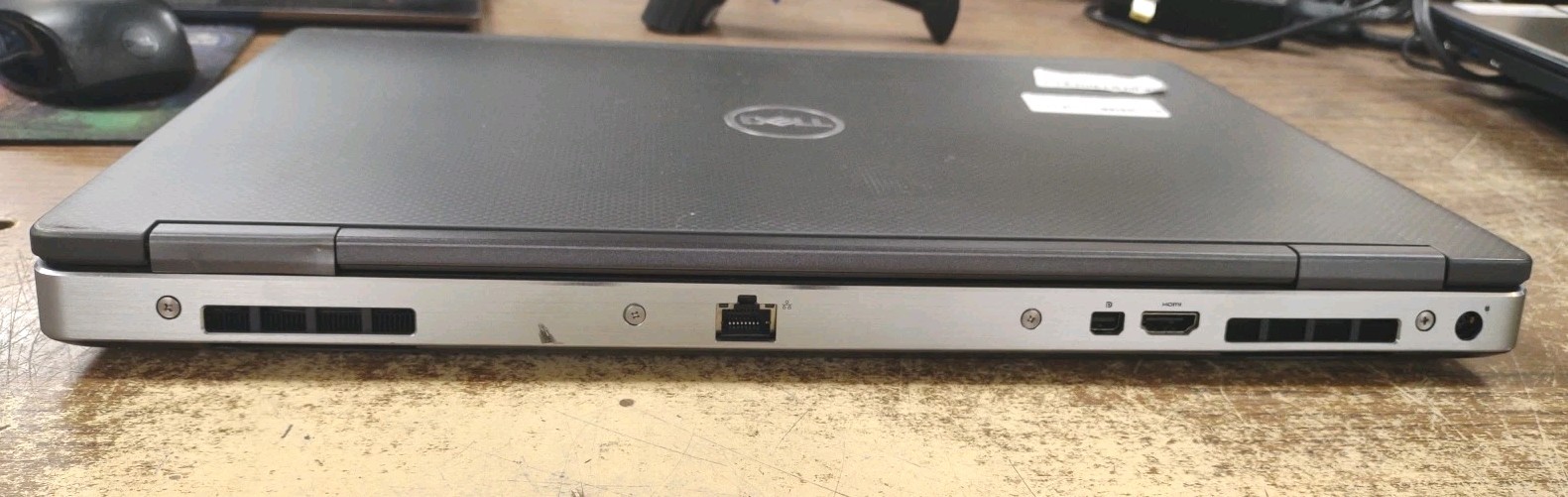 Dell Precision 7540 15.6″ W/ i7-9850H 2.6GHz 16GB 256GB SSD