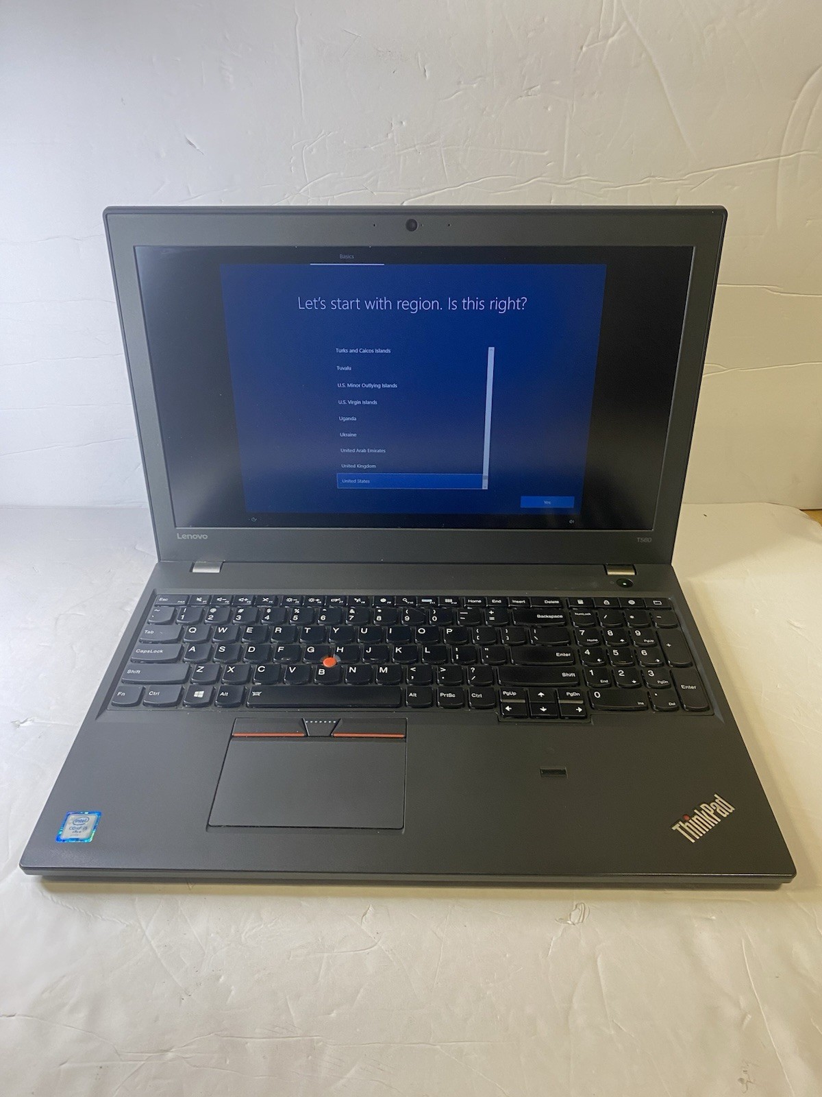 Lenovo ThinkPad T560 Intel i5-6200U @2.40GHz 8GB RAM 256GB 15.6″
