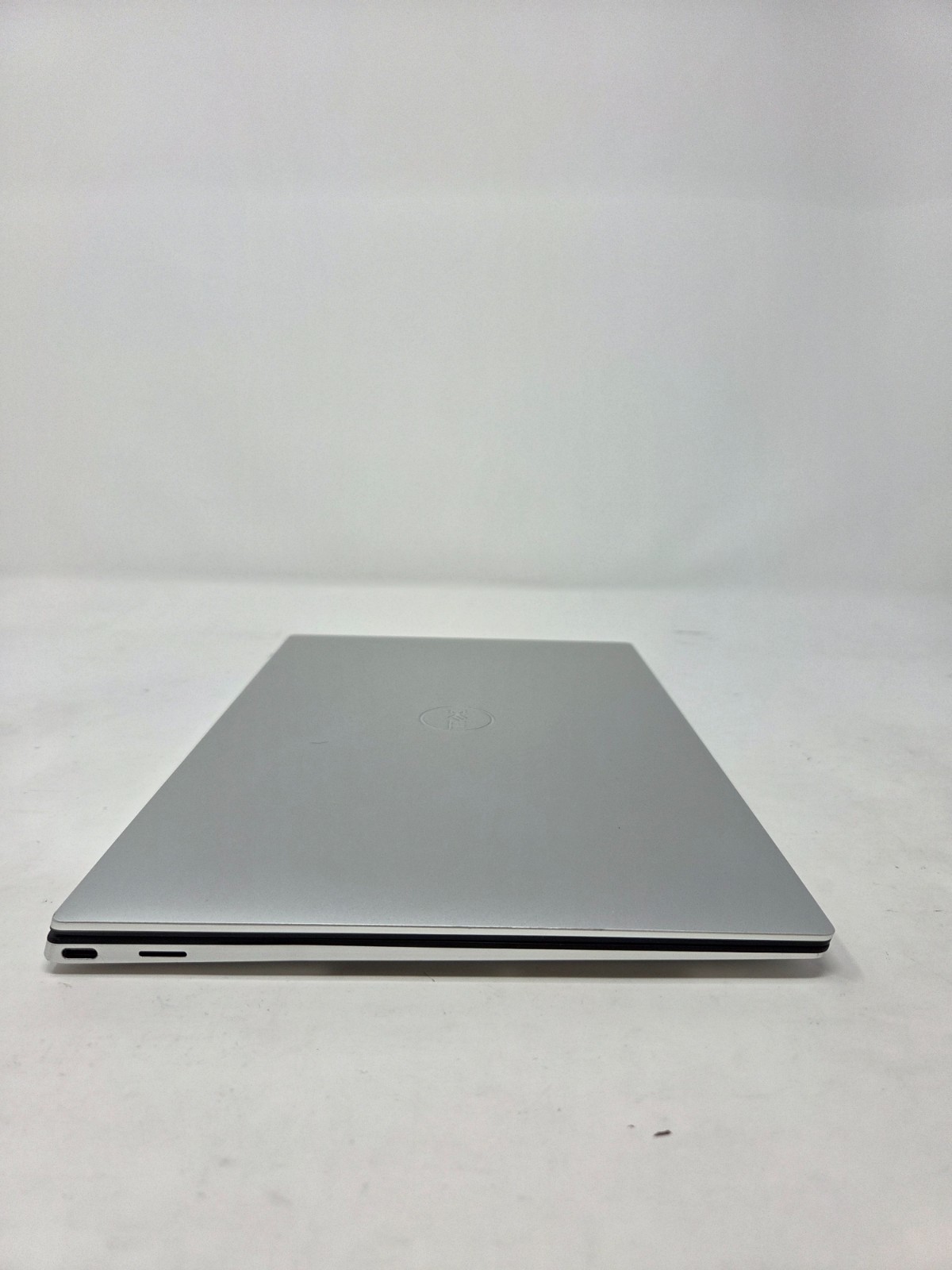 DELL XPS 13 (9300) I7-1065G7 1.30 GHZ 8 RAM 256 SSD | WIN 11