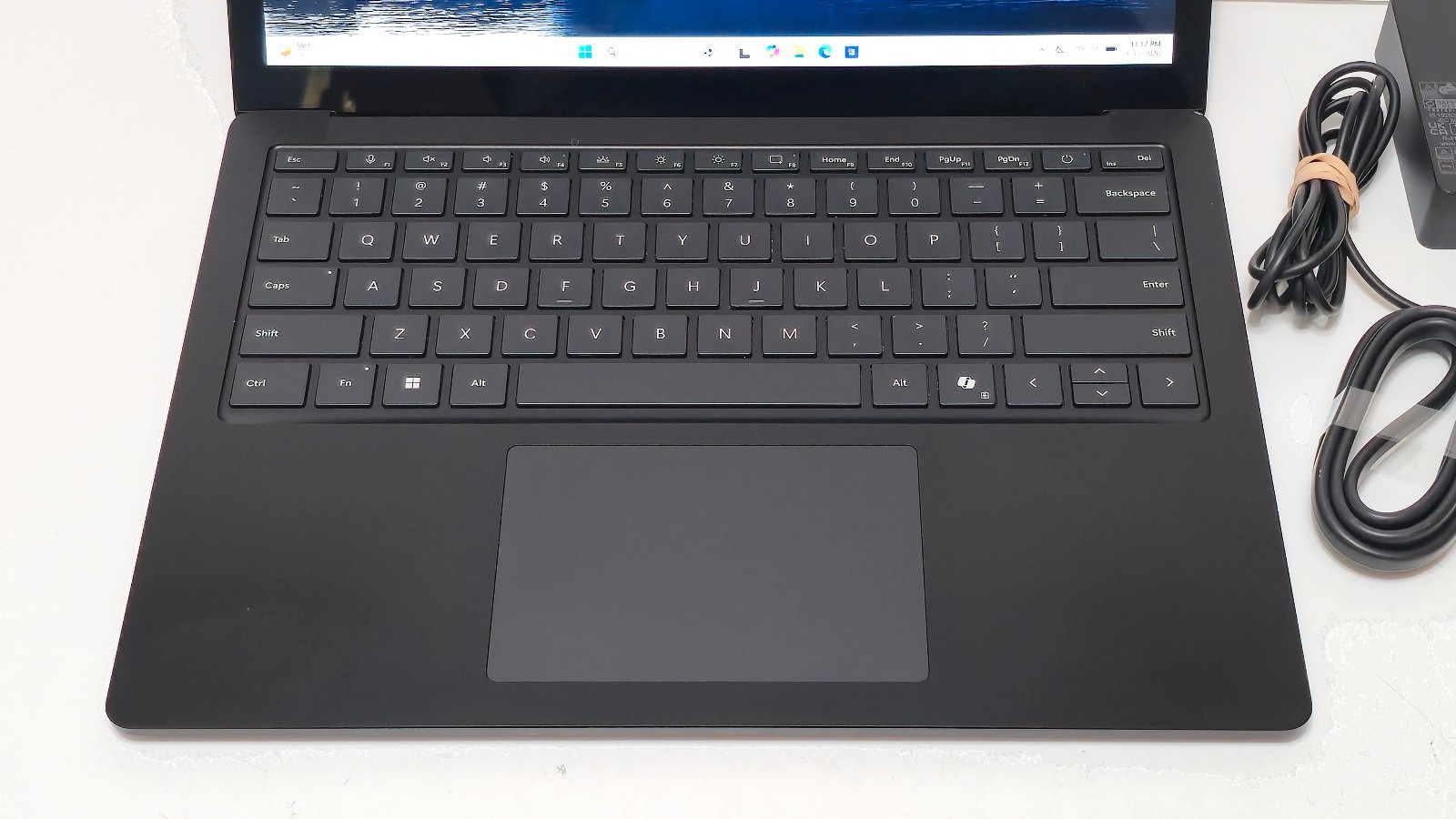 Surface Laptop 6 13.5″ (2033) Core Ultra 7 165H ,32 GB RAM, 1 TB SSD Touch