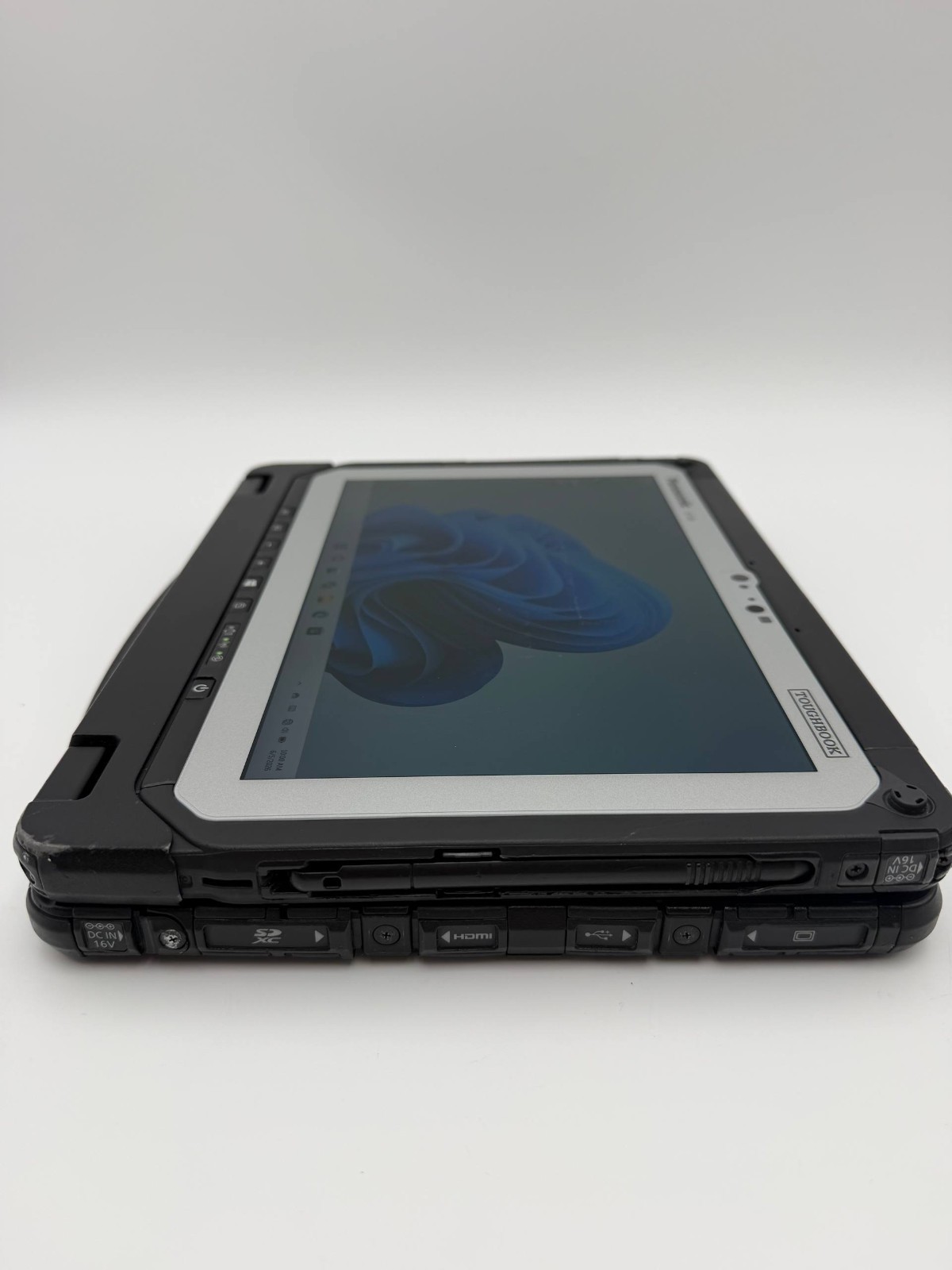 Panasonic Toughbook CF-20 MK2 i5-7y57 8GB 256GB Barcode Win11pro 2 batteries