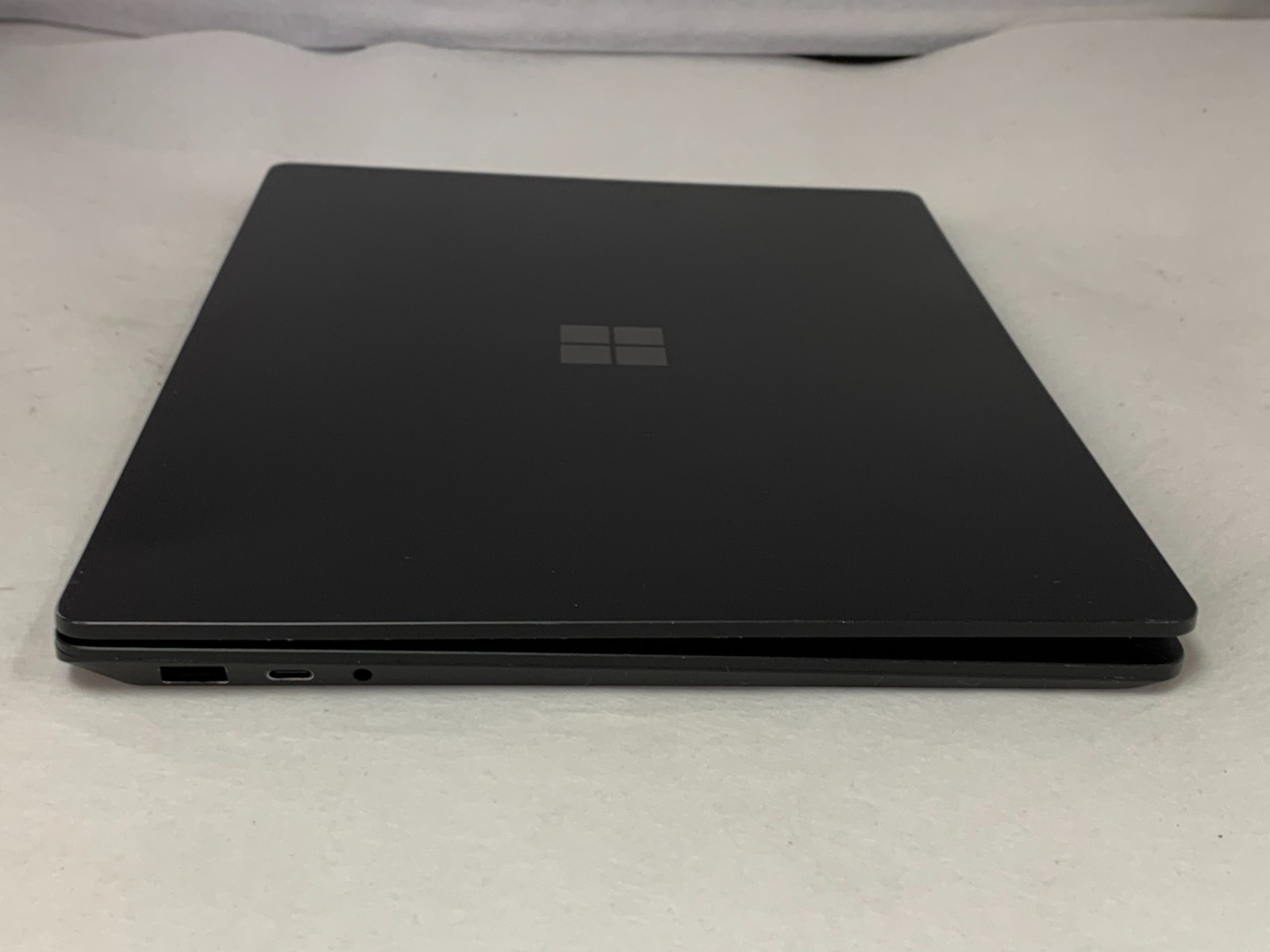 Microsoft Surface Laptop 4 i5-1145G7 2.6GHz 16GB 128GB NVMe W11P Mod. 1951