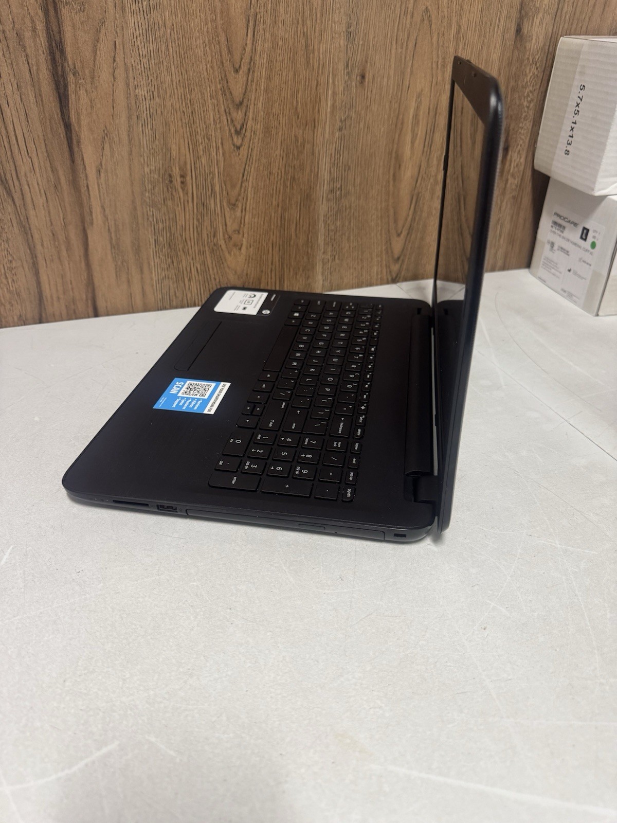 HP 15-ba009dx AMD A6 4GB 500GB HDD 15.6” Laptop No OS Tested
