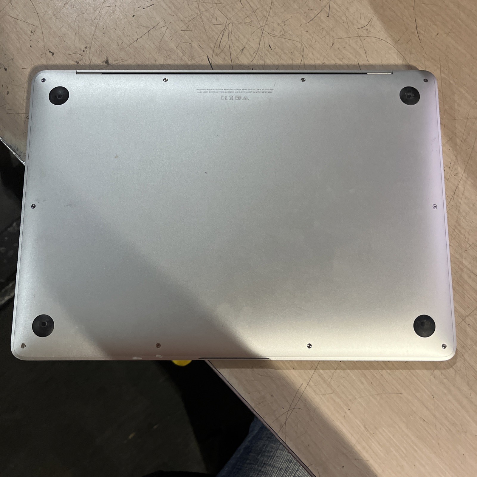 APPLE MACBOOK AIR 13″ 8 CPU/7 GPU “M1” 3.2GHZ 8GB RAM 128SSD