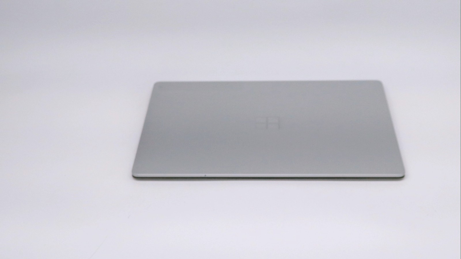 Microsoft Surface Laptop i5-7300u 8GB 256GB – Good