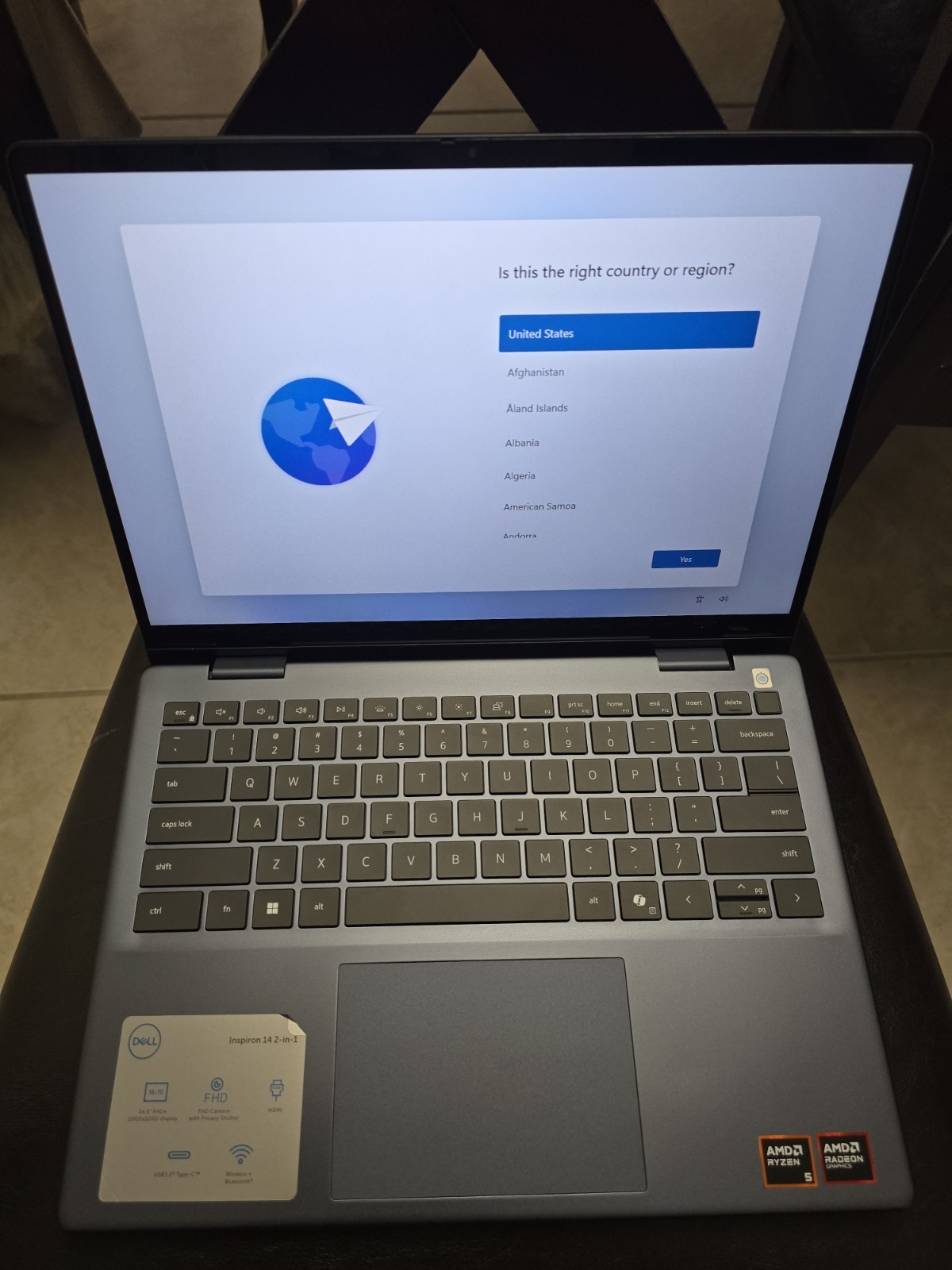 Dell Inspiron 14 7445 14″ 2 in 1 Touch AMD Ryzen 5 8640HS 8GB 512GB W11 Laptop