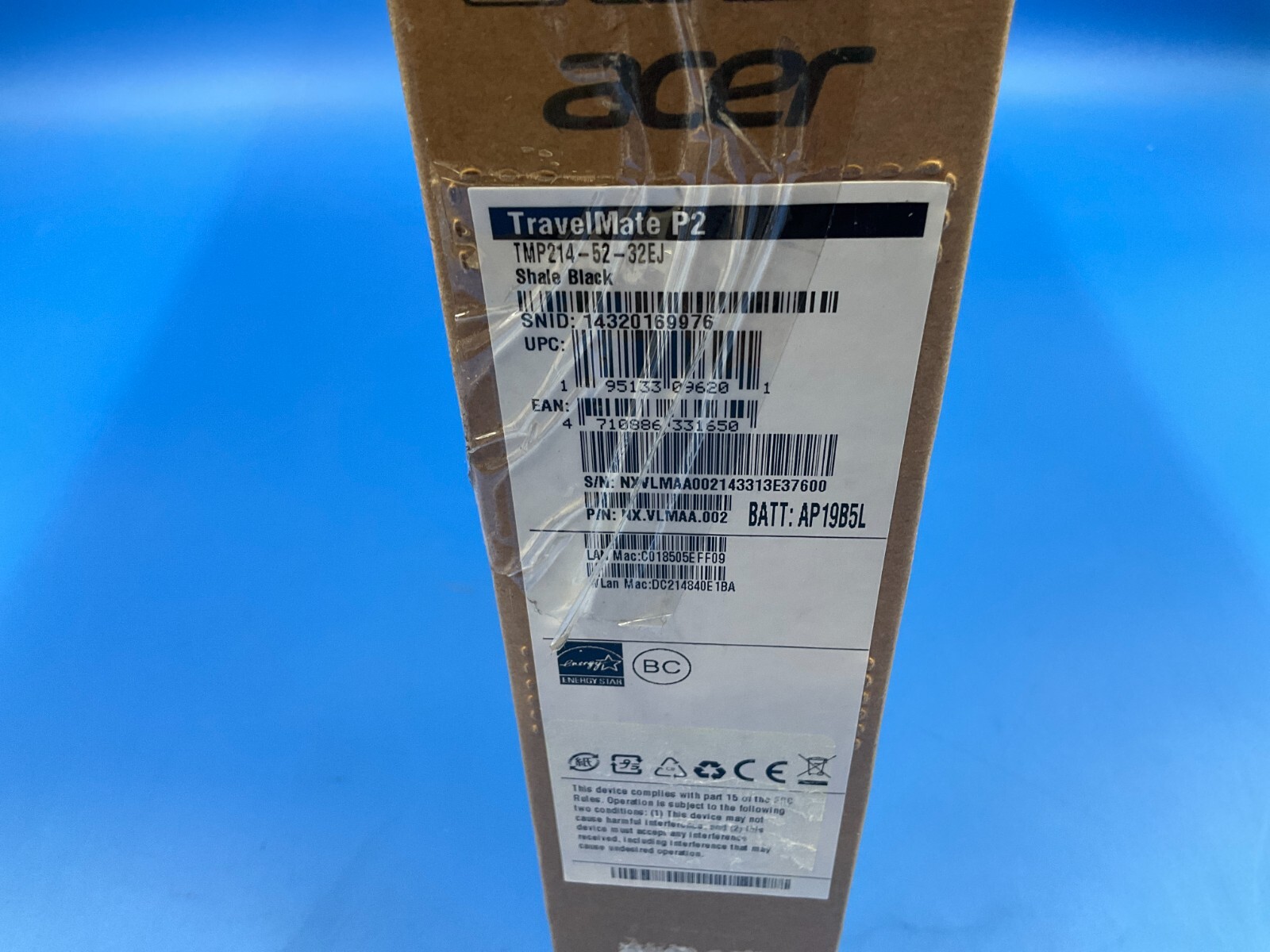 Acer TravelMate P214 i3-10110U 8GB 256GB WiFiAX 15.6F W10H NX.VLMAA.002