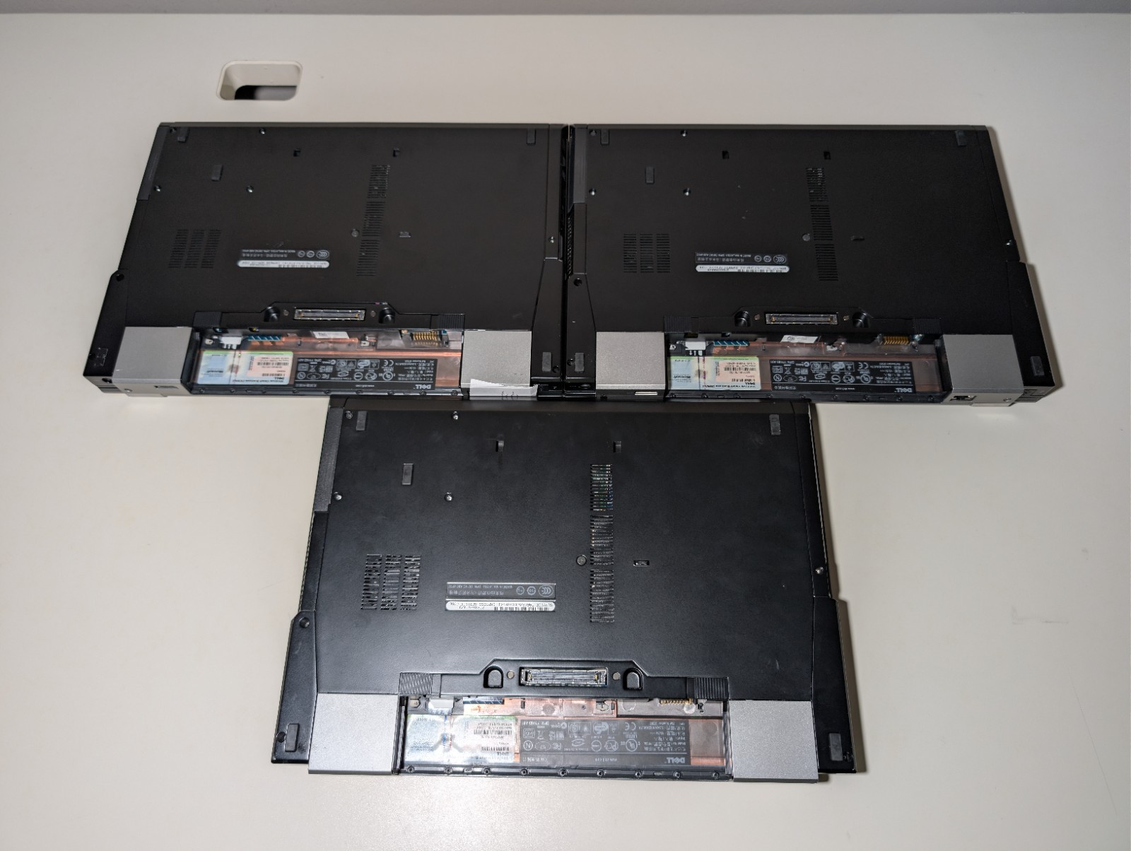 15″ Dell Precision M4400 | C2D 4GB RAM 500GB HDD | DVD-RW NVIDIA Win XP 32-Bit
