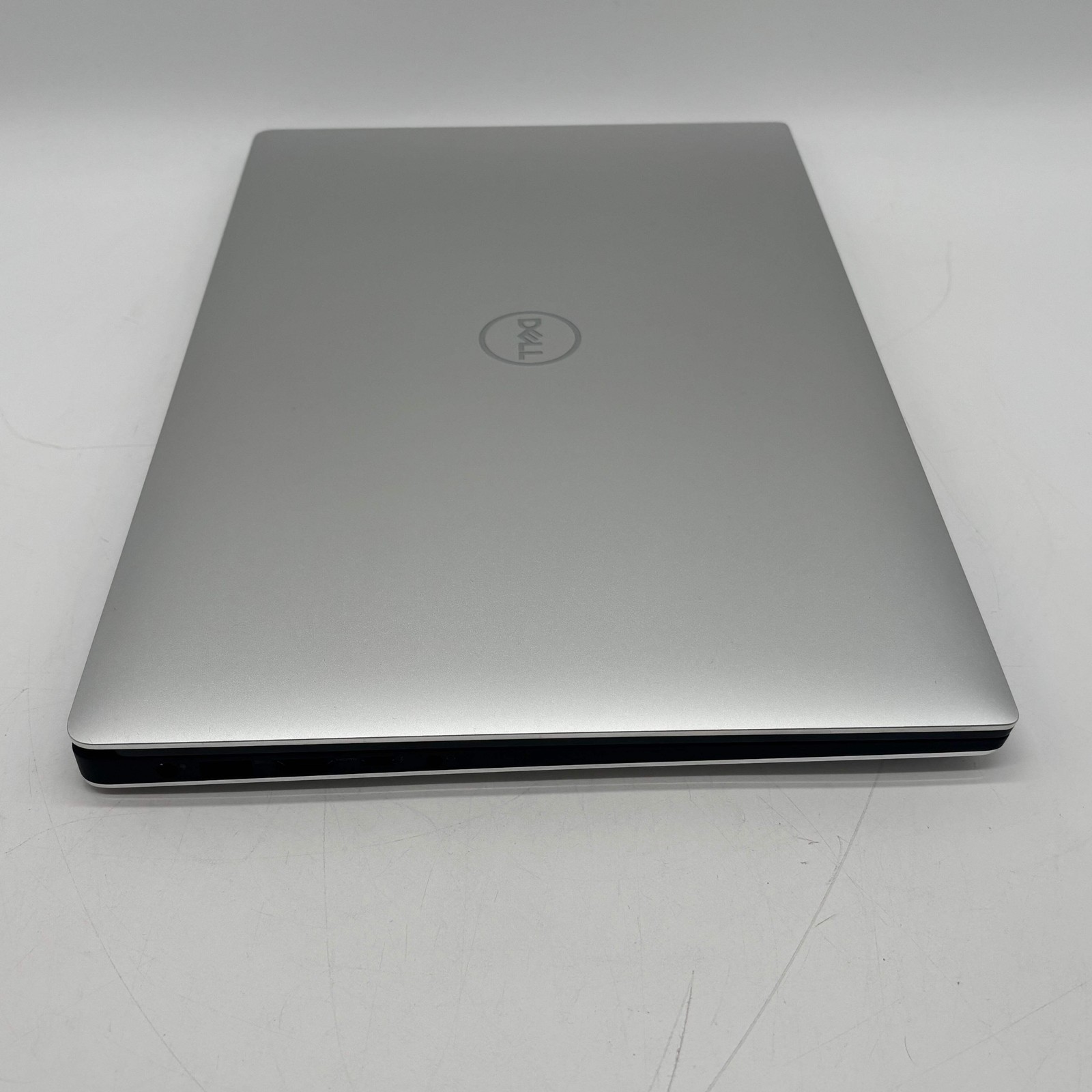 Dell Precision 5540 15.6″ i7-9850H 2.6GHz 16GB RAM 512GB SSD