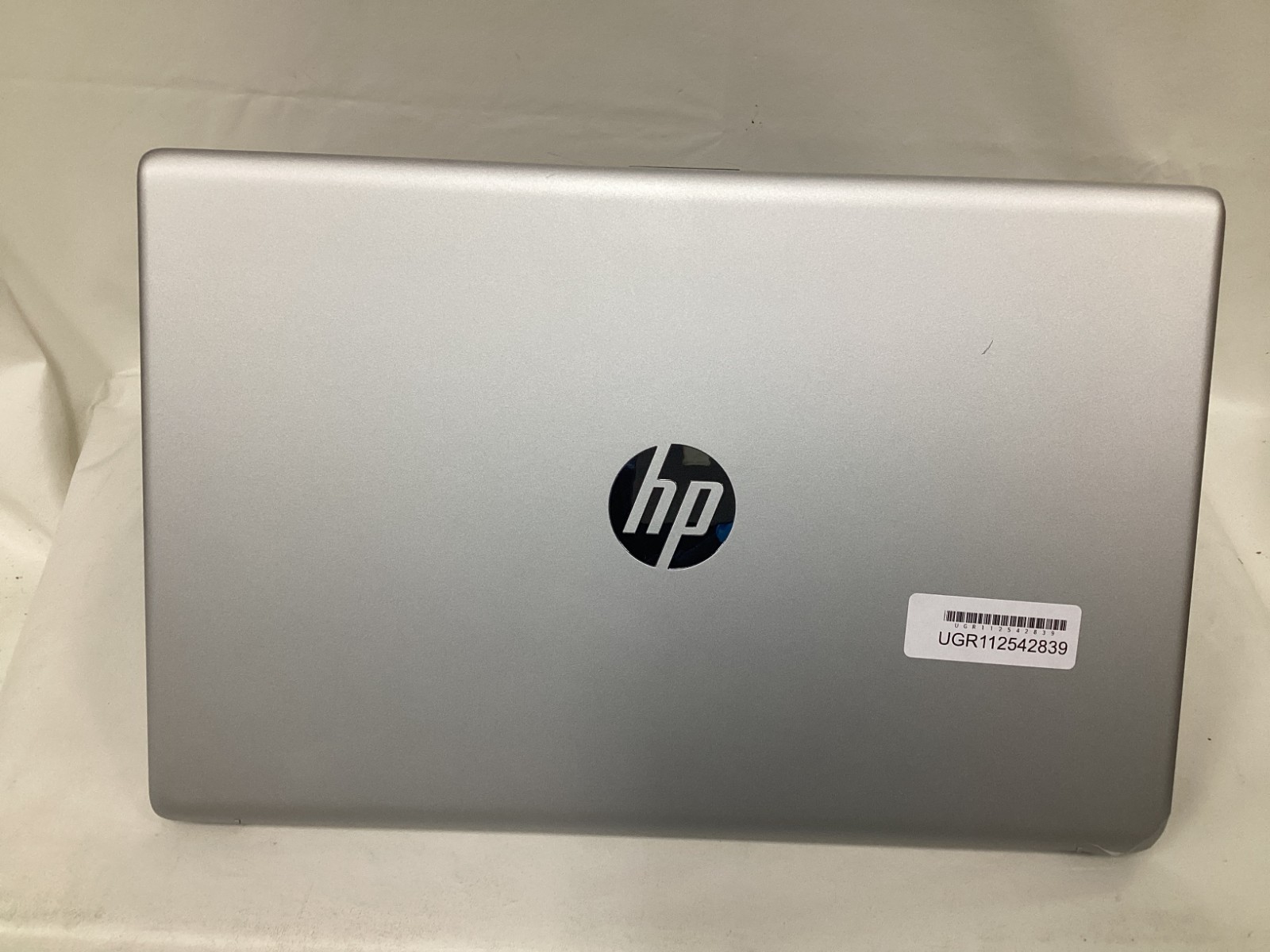 HP Laptop 17-CP3055CL 17.3″ AMD Ryzen 5 7530U 2.0GHz 64GB RAM 2TB SSD
