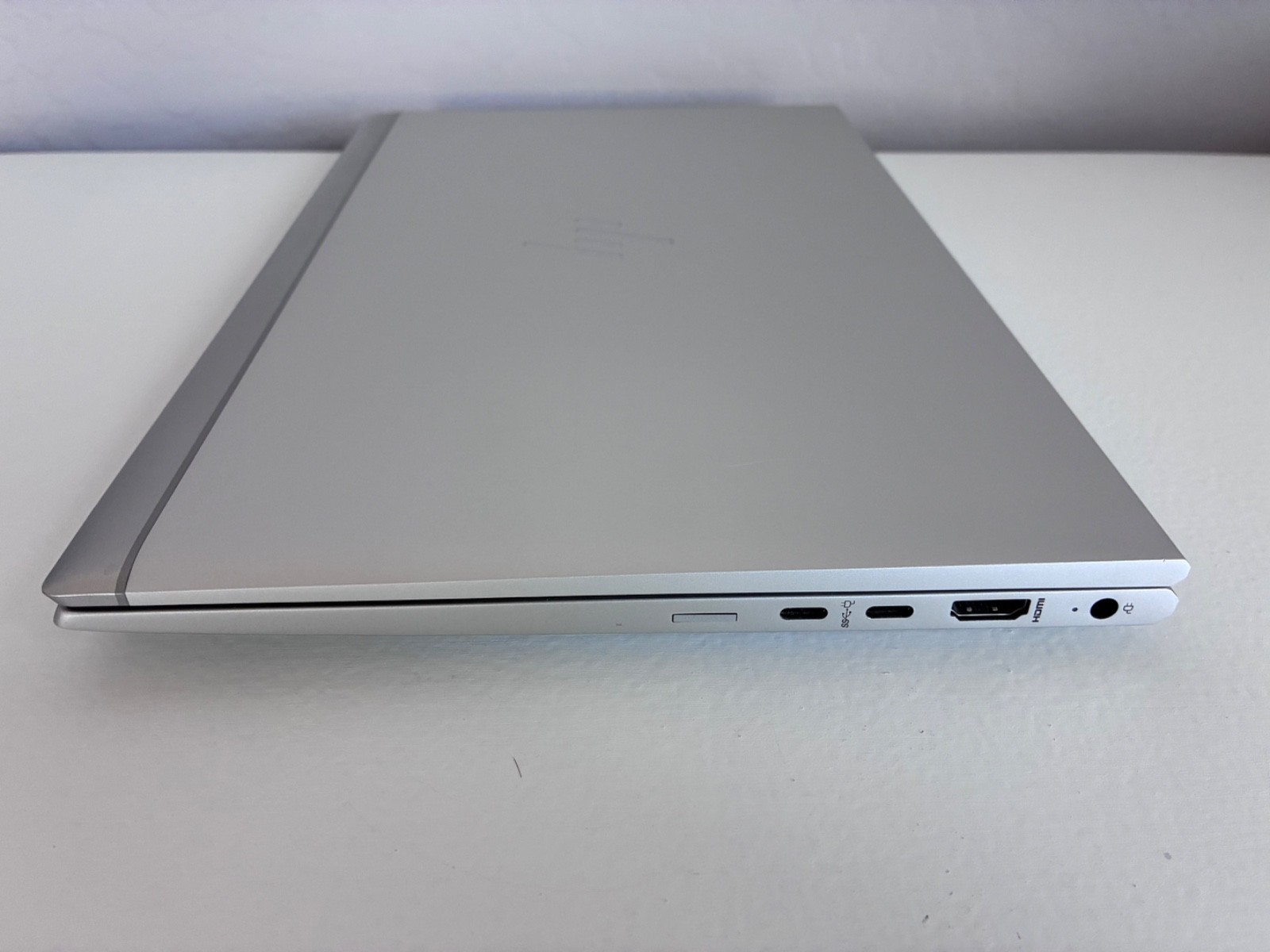 HP EliteBook 835 G8 13′ AMD Ryzen 7 PRO 5850U 512GB NVMe 16GB RAM