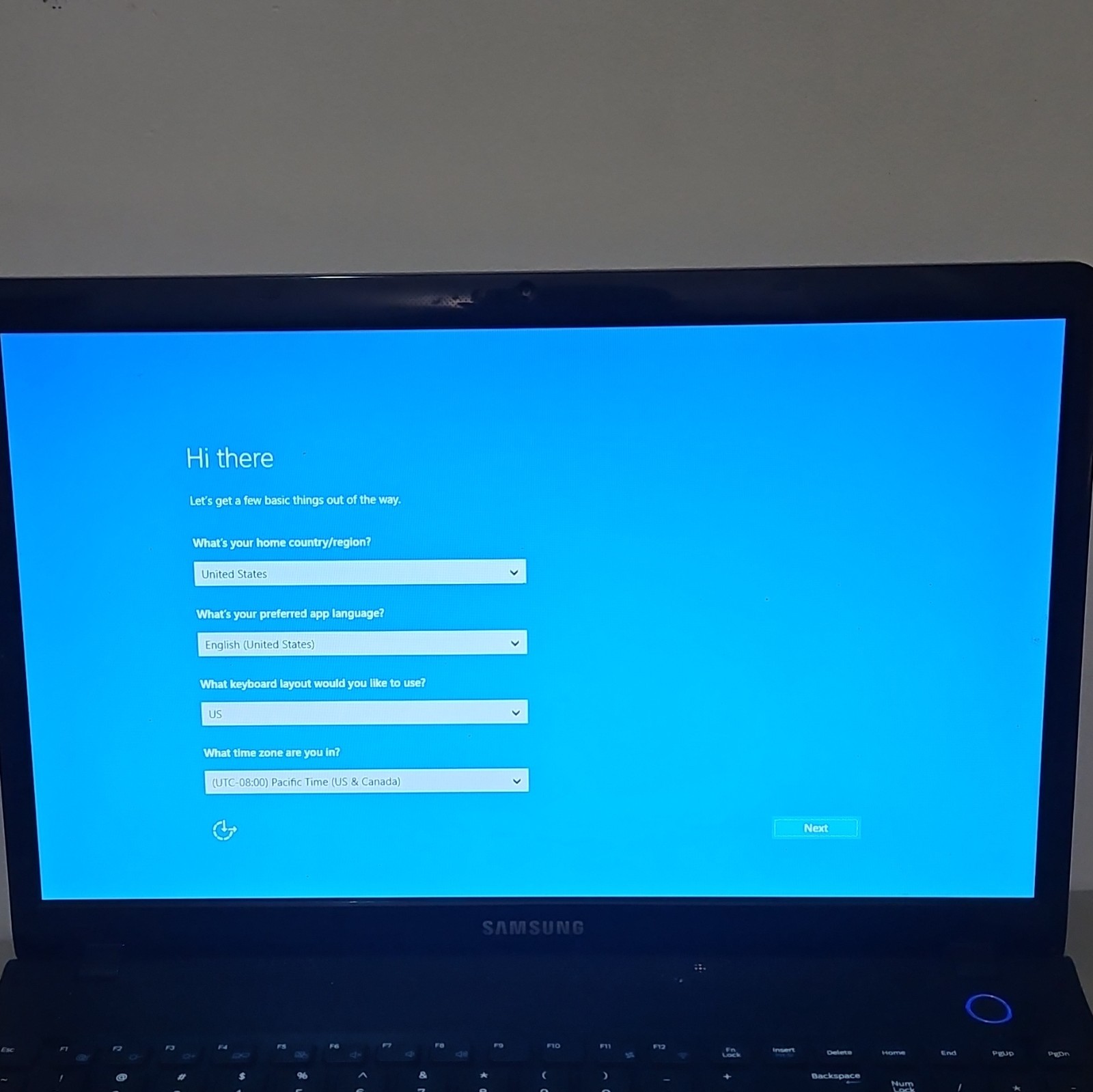 Samsung NP300E5C 300E 15.6″ Intel Pentium 8GB RAM 500GB HDD Win10