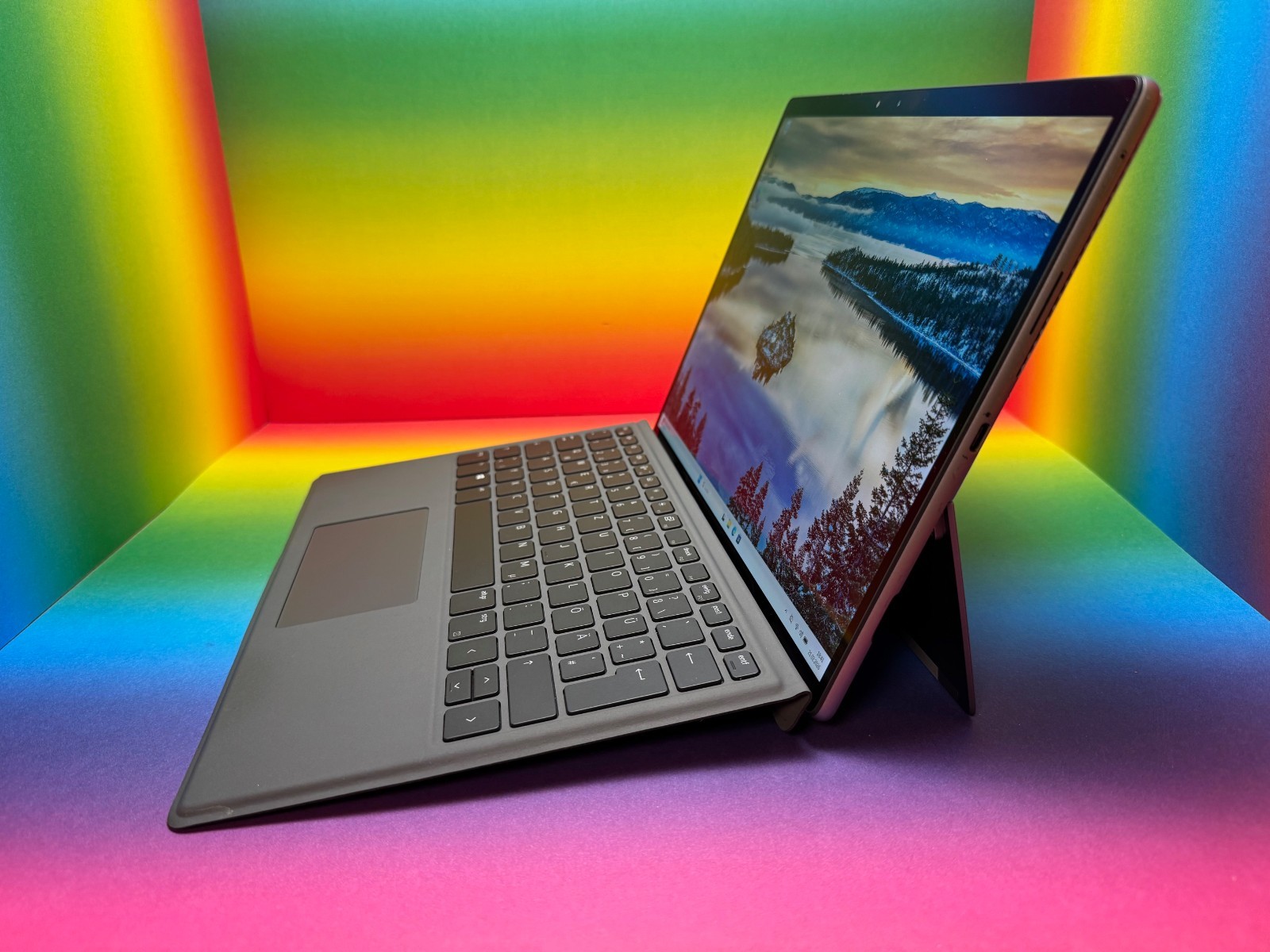 Dell Latitude 7320 2-in-1 LTE eSIM i5-1140G7 8GB 256GB 13″ DE Win11Pro FID ST