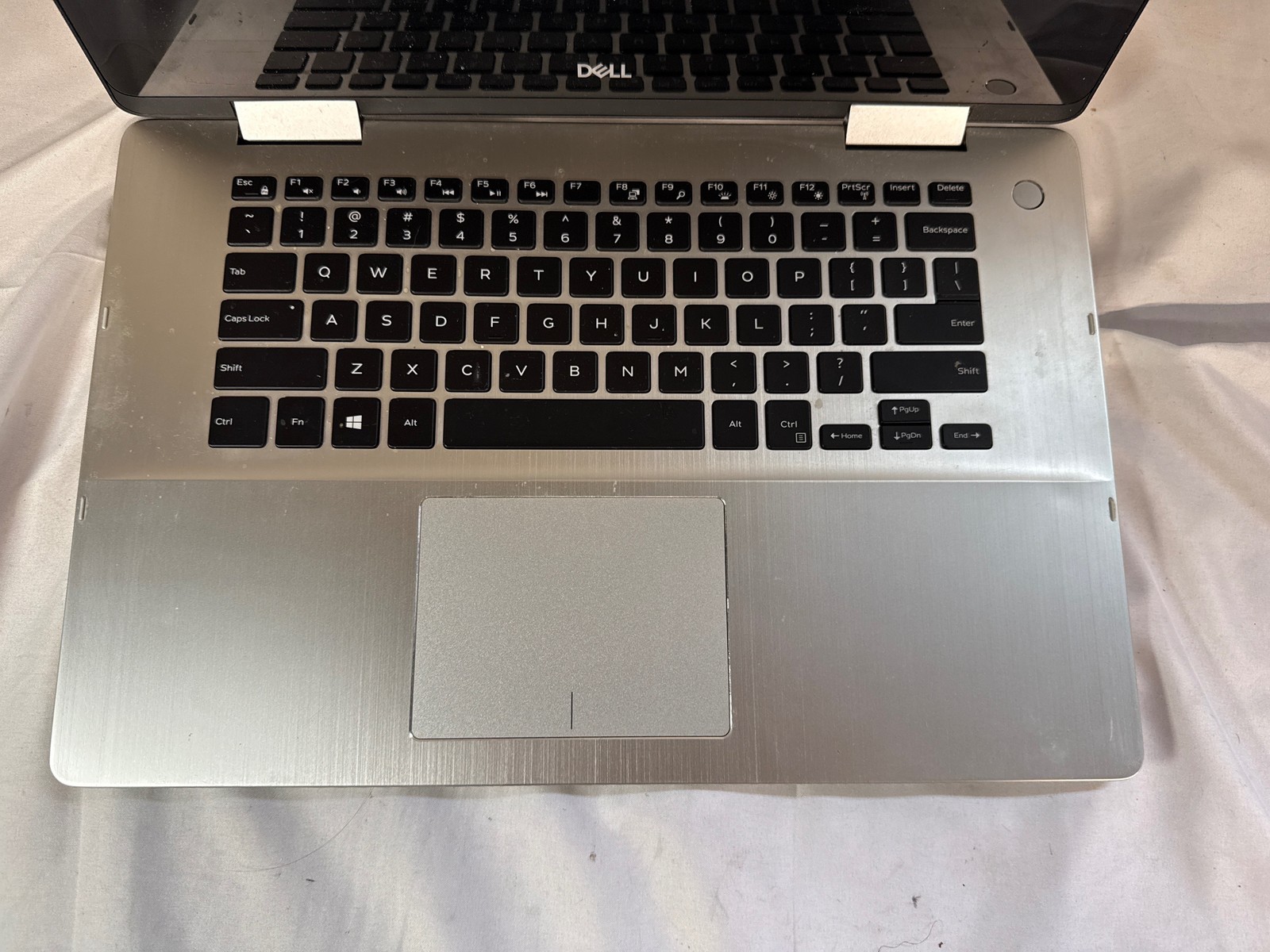 Dell Inspiron 7586 2-in-1 i5-8265U 8GB 256GB SSD 15.6in Touch 100% Bat
