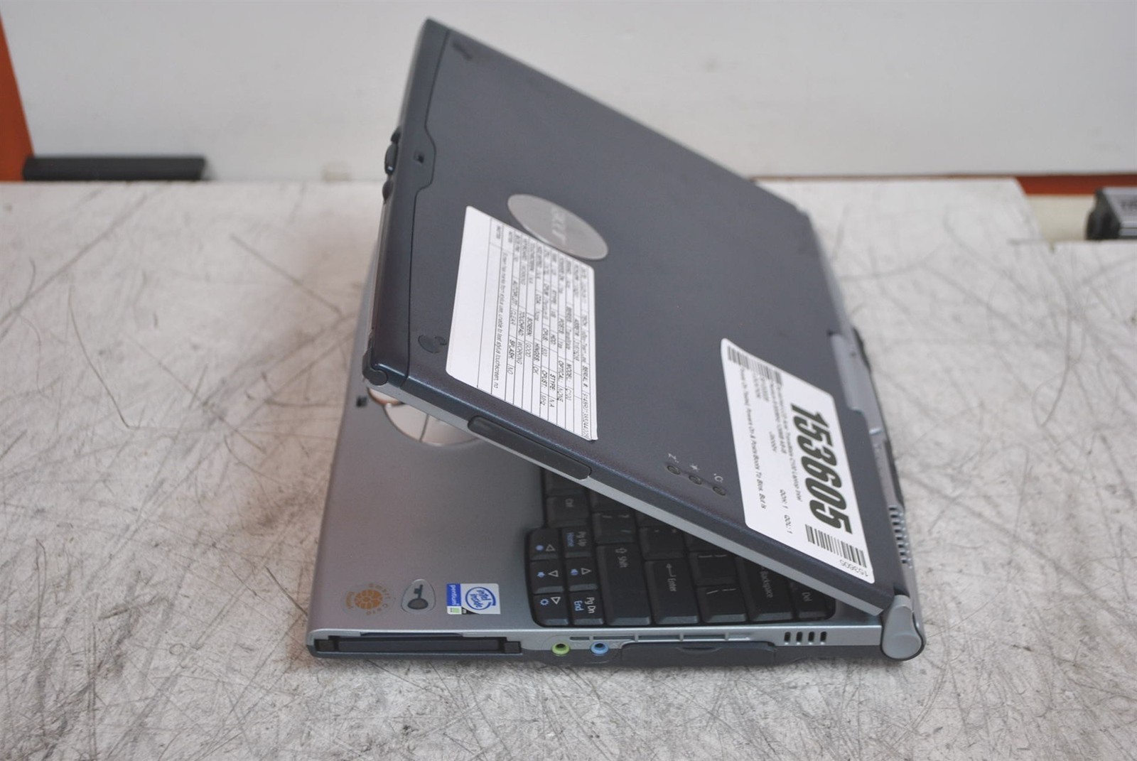 Scratched LCD Acer TravelMate C100 Laptop Intel Pentium III 800MHz 128MB AS-IS
