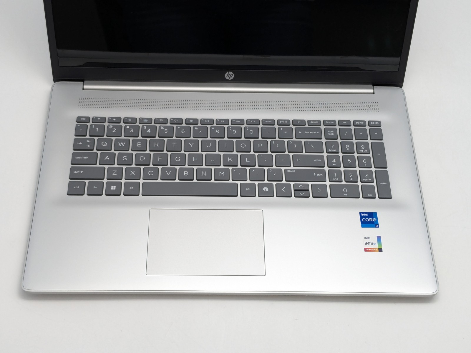 HP Laptop 17-cn3577nr 17.3″ i7-1355U 32GB DDR4 1TB SSD Windows 11 Home