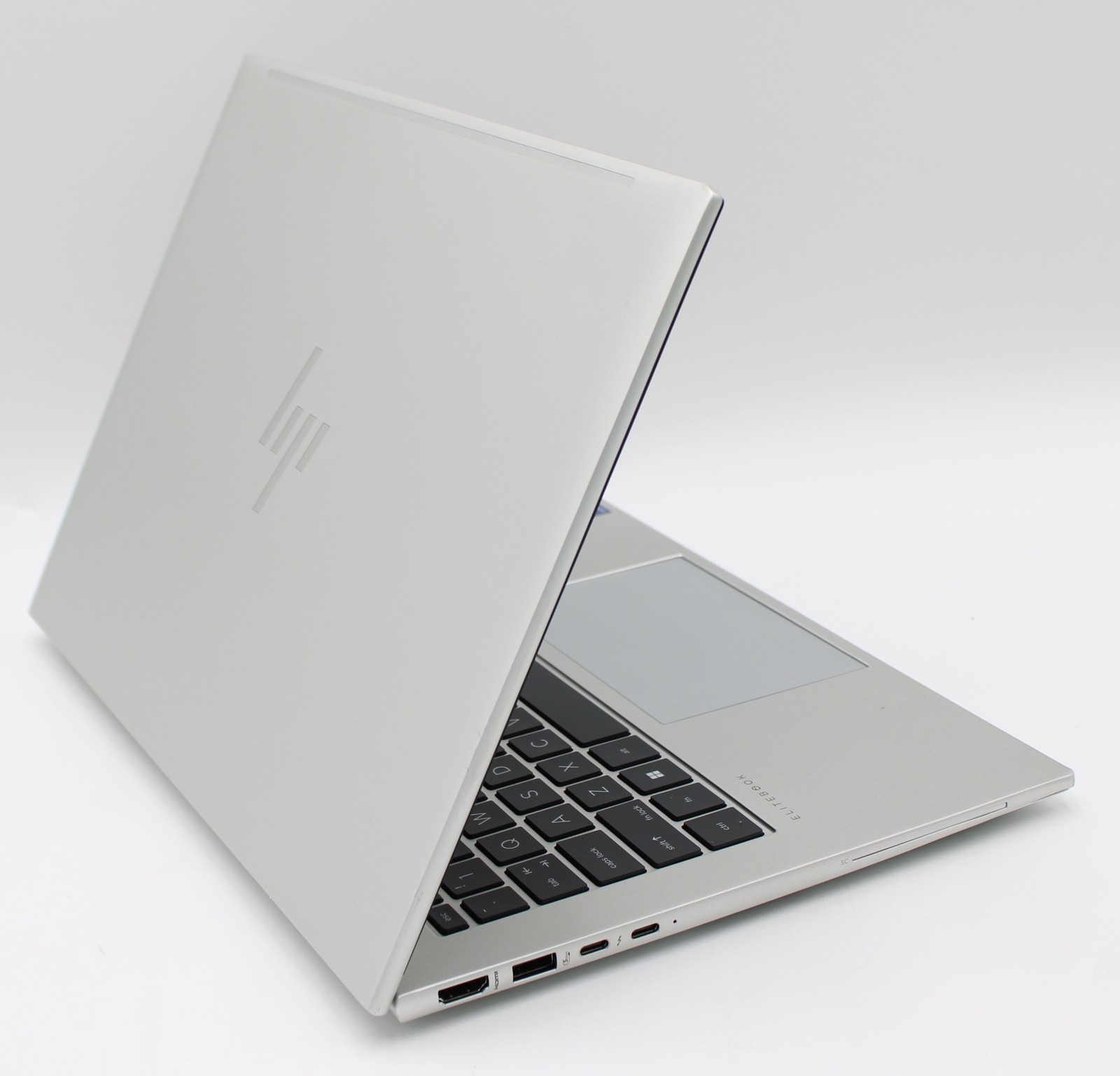 HP Elitebook 840 G11 7 Ultra 155u 16GB – 512GB SSD – FHD – Windows 11 Pro