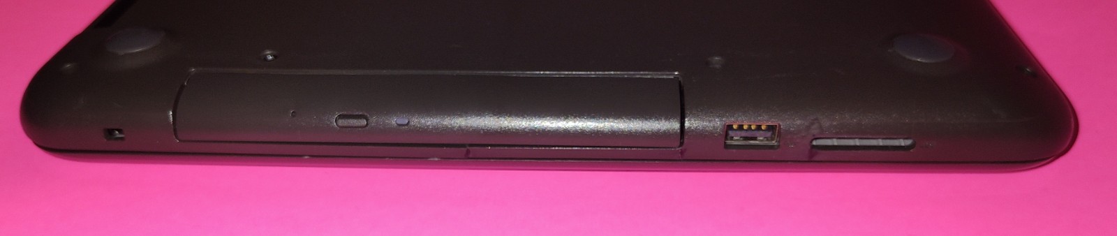 DELL 17.3″ FHD Laptop DVD-RW 500GB SSD 8GB RAM Intel i5-7200U New Battery Win 11