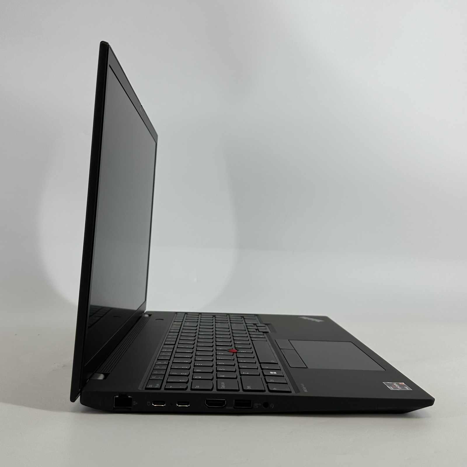 Lenovo ThinkPad T16 Gen 2 FHD+ TOUCH 3.3 GHz Ryzen 7 PRO 7840U 16GB 512GB SSD