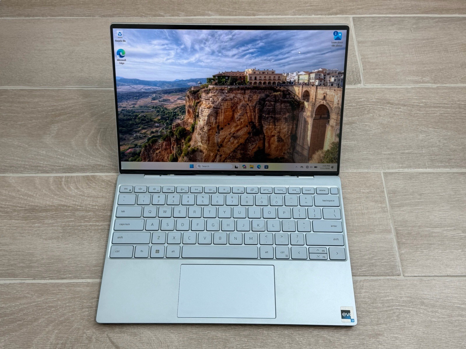 Dell XPS 9315 13″ WUXGA Core i7-1250U 16GB RAM 512GB NVMe SSD Win-11