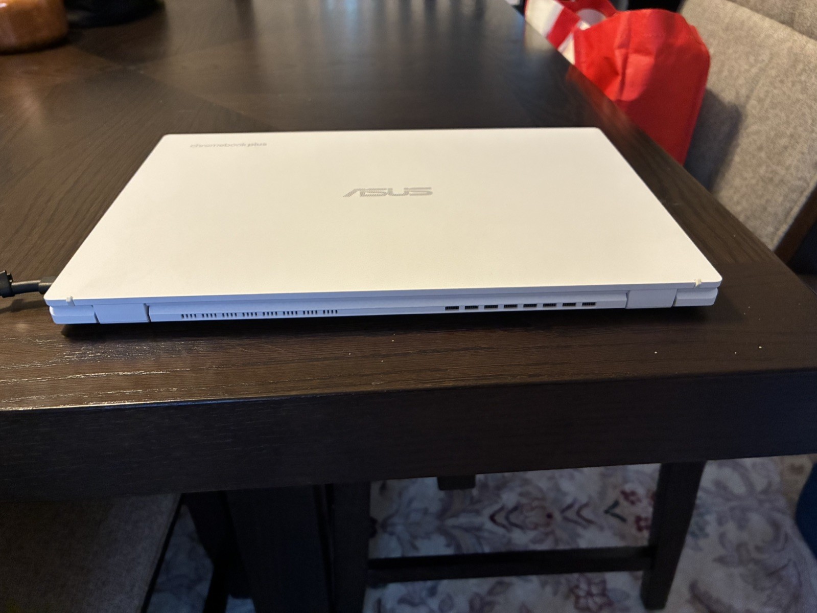 ASUS Chromebook Plus CX3402 14″FHD Touch i3-1215U 8GB RAM 128GB SSD Chrome OS WH