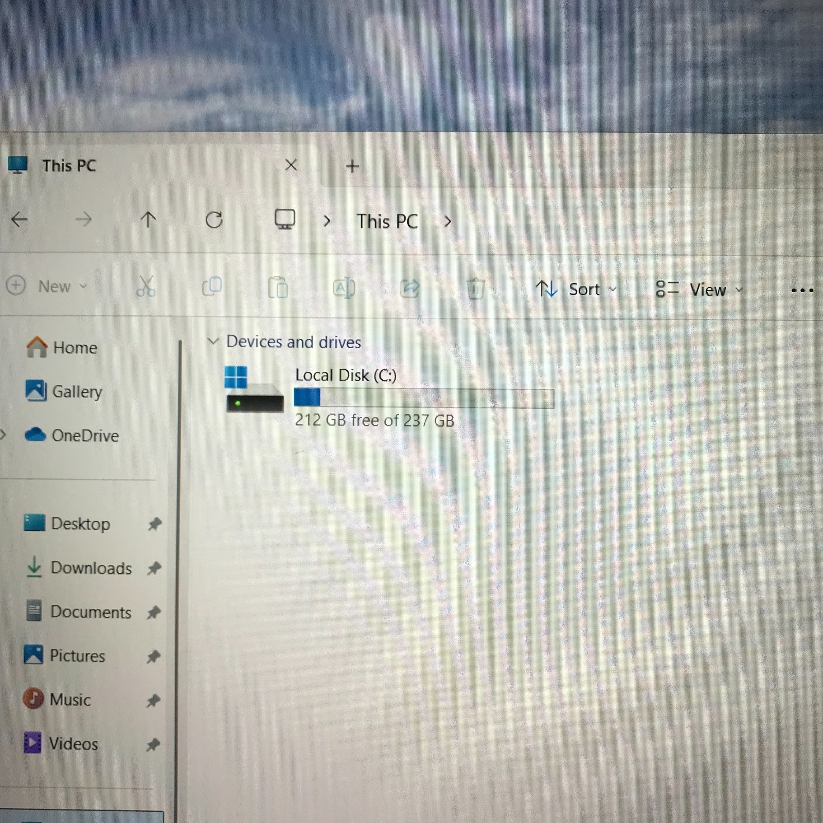 Dell Latitude 3520 15.6″ i5-1135G7 2.4GHz 8GB RAM 256GB SSD (Windows 11 Pro)