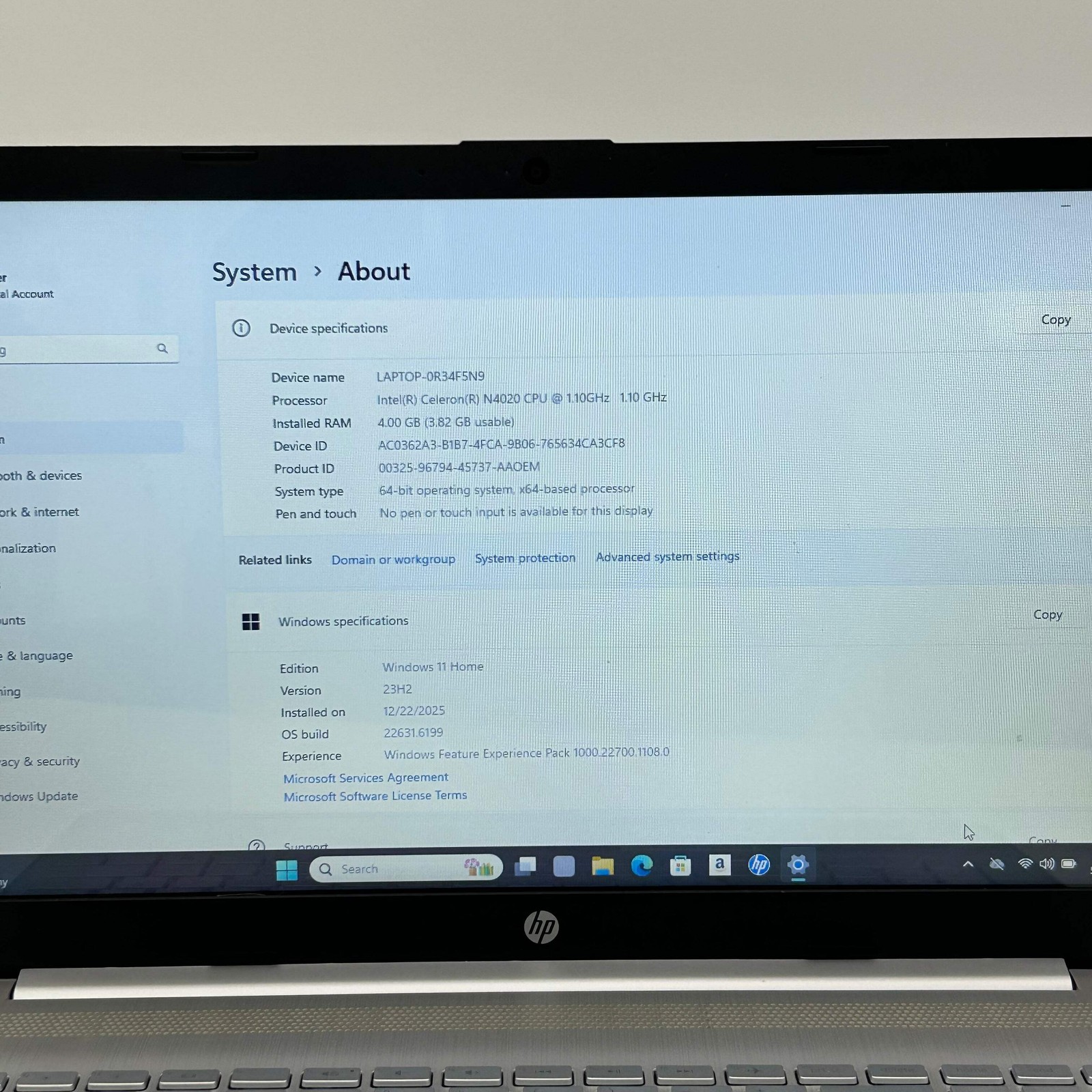 HP Laptop 15-DW1022NR Intel Celeron N4020 1.1GHz 4GB RAM 1TB HDD Windows 11
