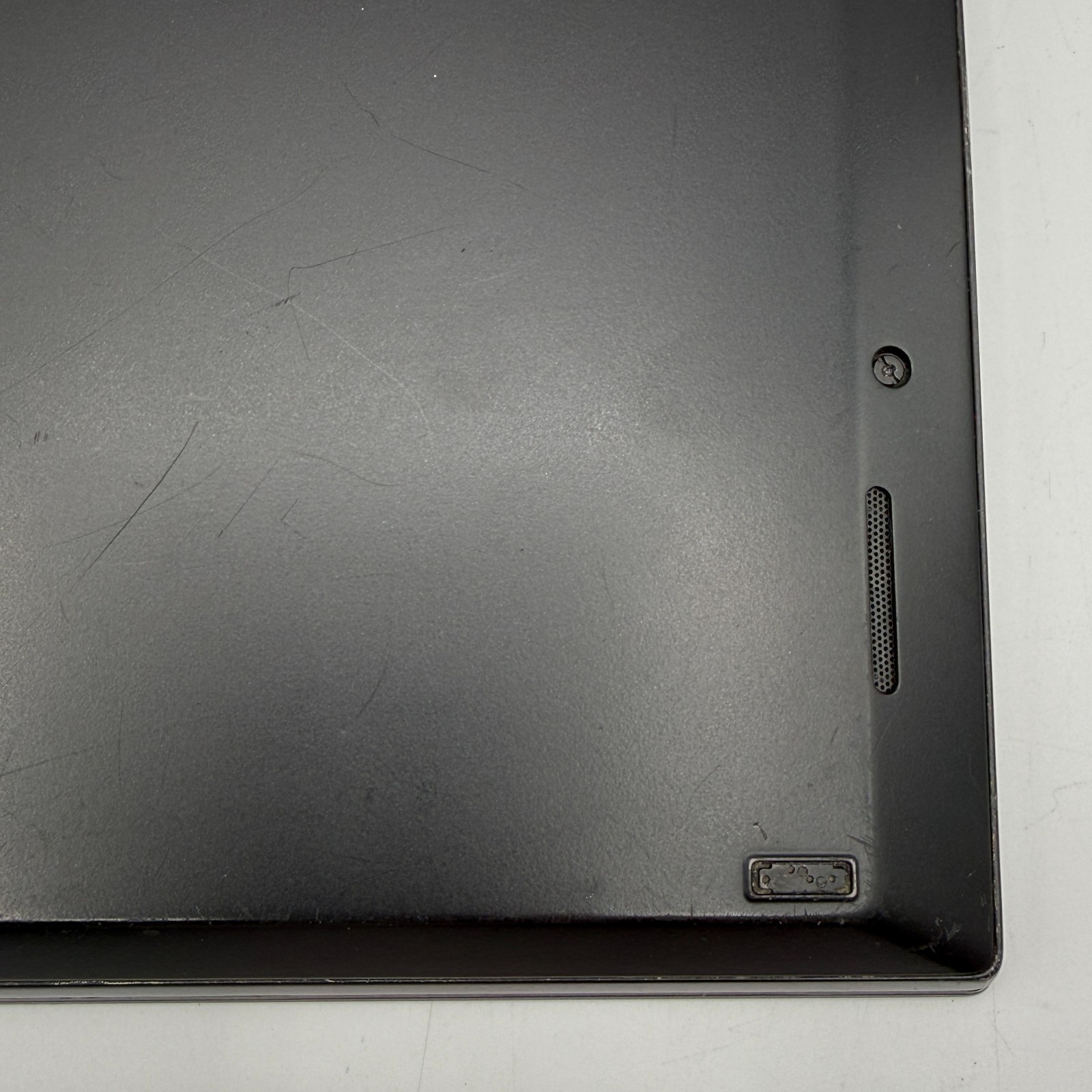 Lenovo ThinkPad T490s 14″ i7-8565U 16GB RAM 256GB SSD Win11 Pro Fingerprin Fair