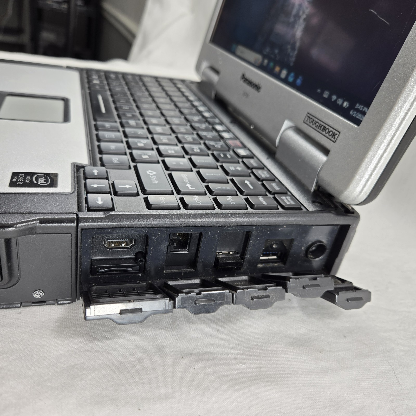 Panasonic Toughbook CF-31 MK5 i5-5300U 2.30GHz 256GB SSD 8GB Ram W11 — Grade B