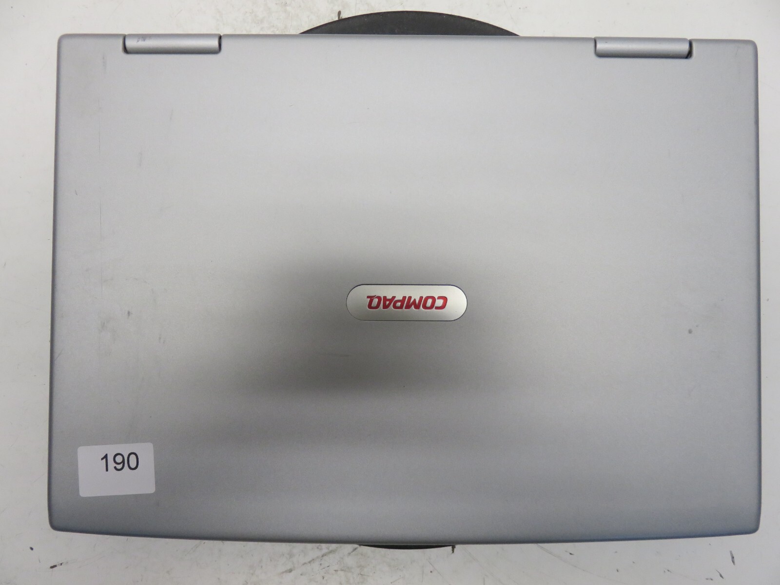 Compaq Presario X1000 Intel Pentium M 1400MHz 1 GB NO HDD No Batt