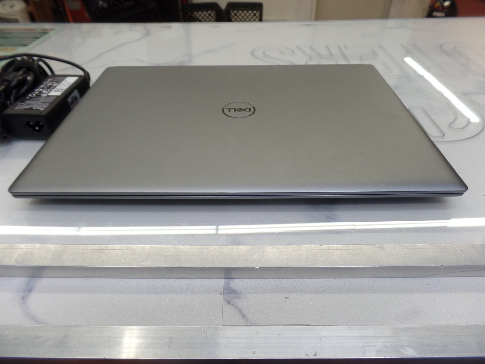 Dell Vostro 5620 16″ i7-1260P 2.10GHz 16GB 512GB SSD W11P GeForce MX570 Warranty