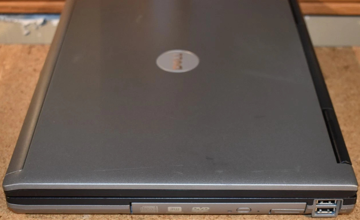 DELL Latitude D830 Duo 2.0GHz WinXP Laptop 4GB RAM 320GB CD/DVD Serial w/Charger