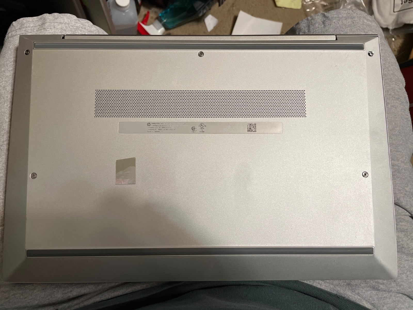 HP Elitebook 845 G8 Laptop 14 Ryzen 3 Pro 5450U Missing parts