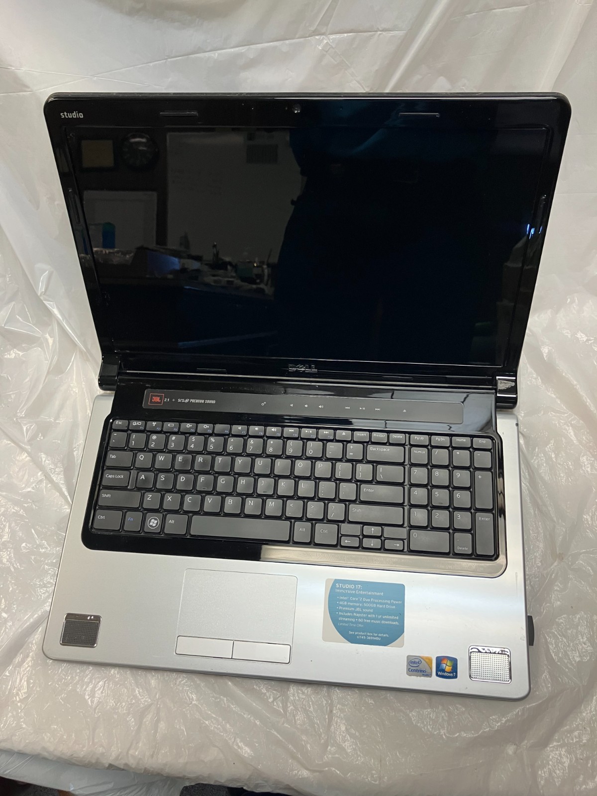 Dell Studio 1745/Core2Duo T6600 2.20ghz/4gb/500gb/Windows 10 17″ FOR PARTS