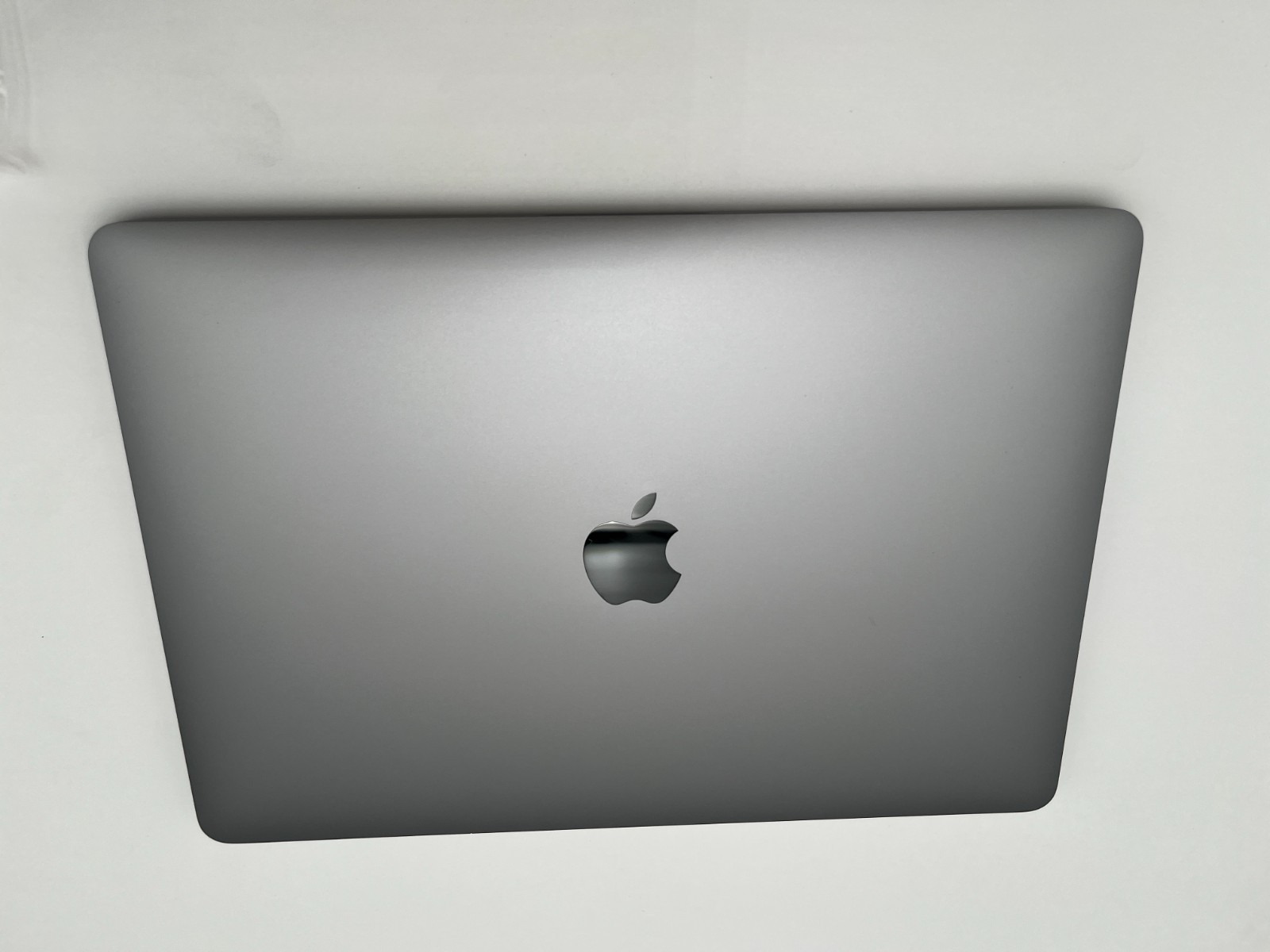 APPLE A2251 13″ MACBOOK PRO 2020 i5-1038NG7@ 2.0 GHz 16GB DDR4 500 TAHOE