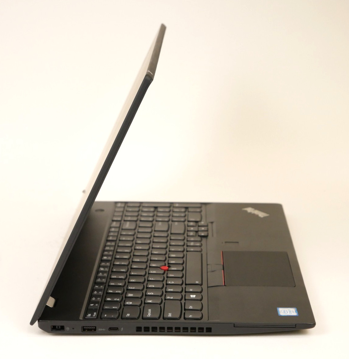 Lenovo ThinkPad P51s Intel i7-6500U @2.5GHz 8GB 256GB Quadro M520 15″ Laptop#C33