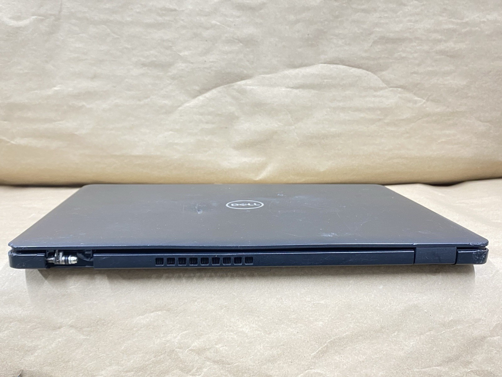 Dell Latitude 3490 – 14″ i5-8250U – 4GB – 128GB SSD – Win 11 Pro READ