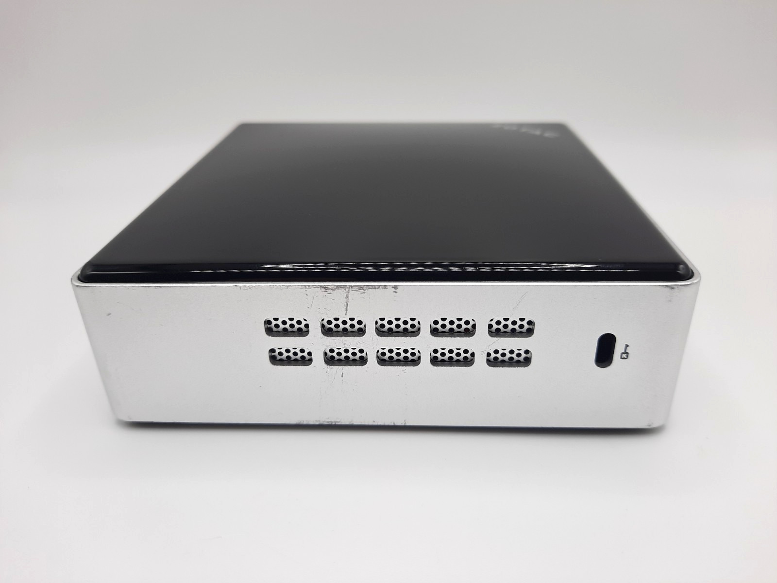 Zotac AD11 Plus Mini PC, 1.65 GHz AMD E-450 APU, 2 GB DDR3 RAM, Untested As-Is