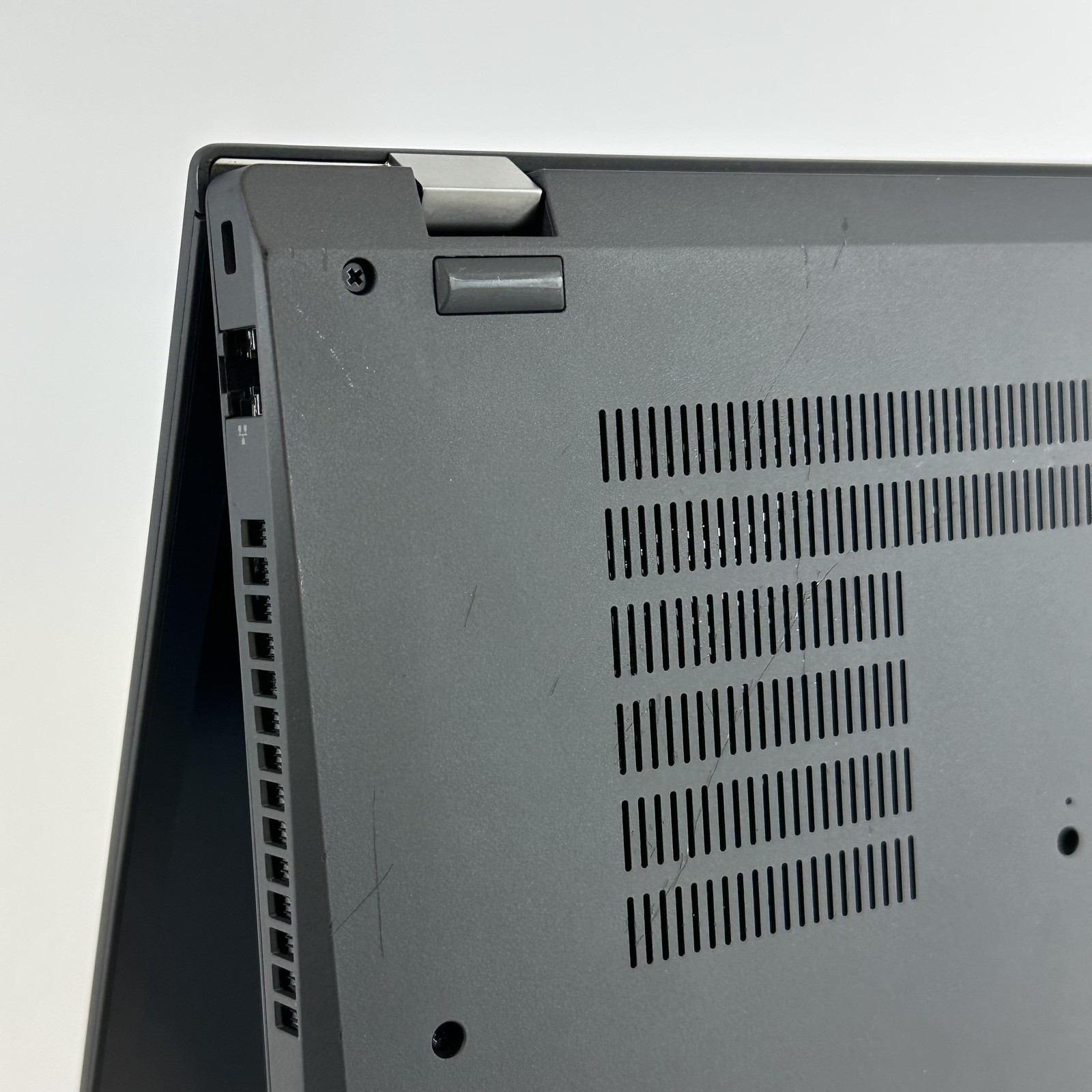 Lenovo ThinkPad T15 Gen 2 FHD i5-1135G7 2.40GHz 16GB 1TB SSD Very Good