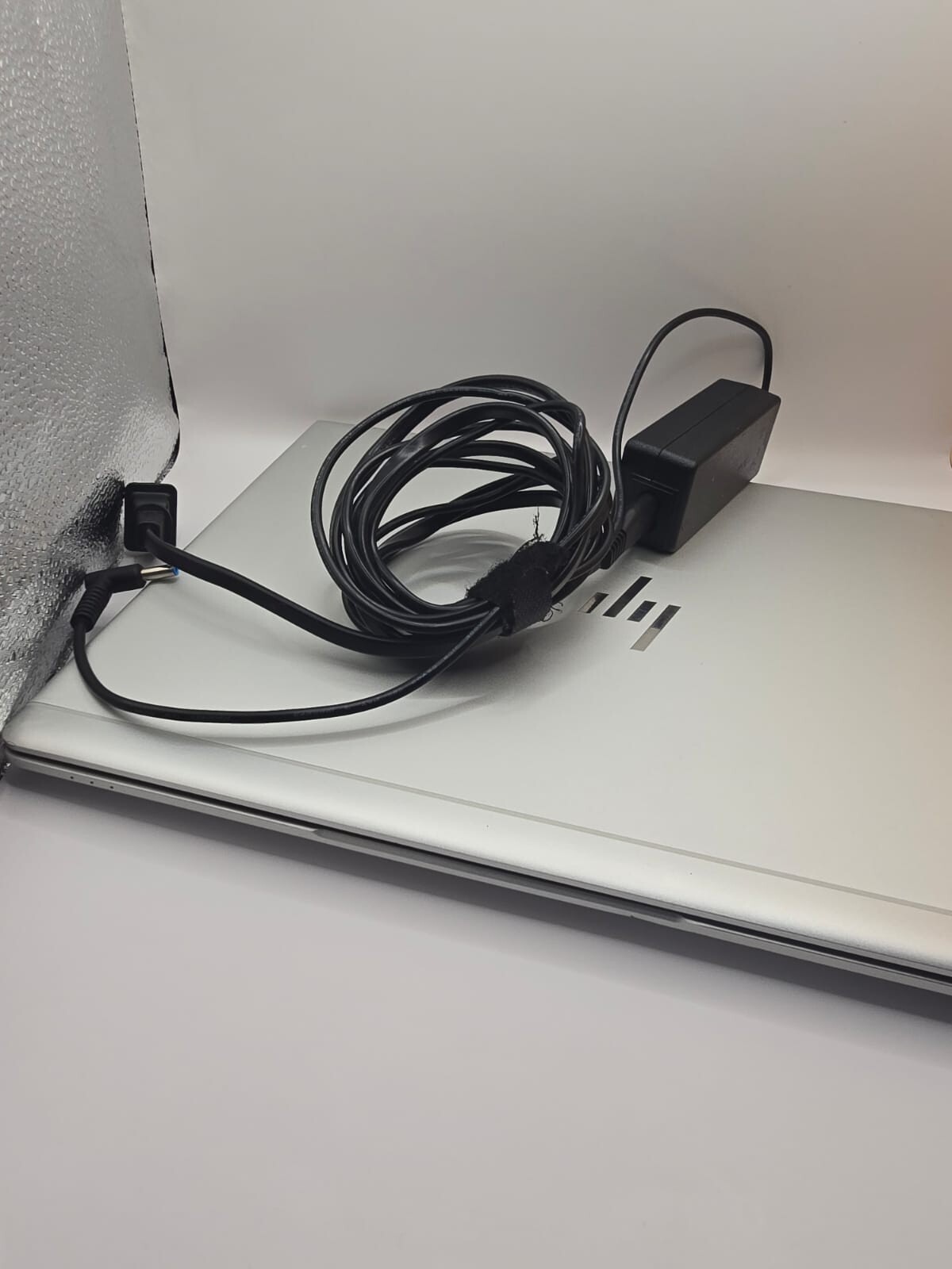 HP EliteBook 745 G6 14″ AMD Ryzen 5 PRO 16GB RAM 256GB SSD Win 11 (Touch Screen)