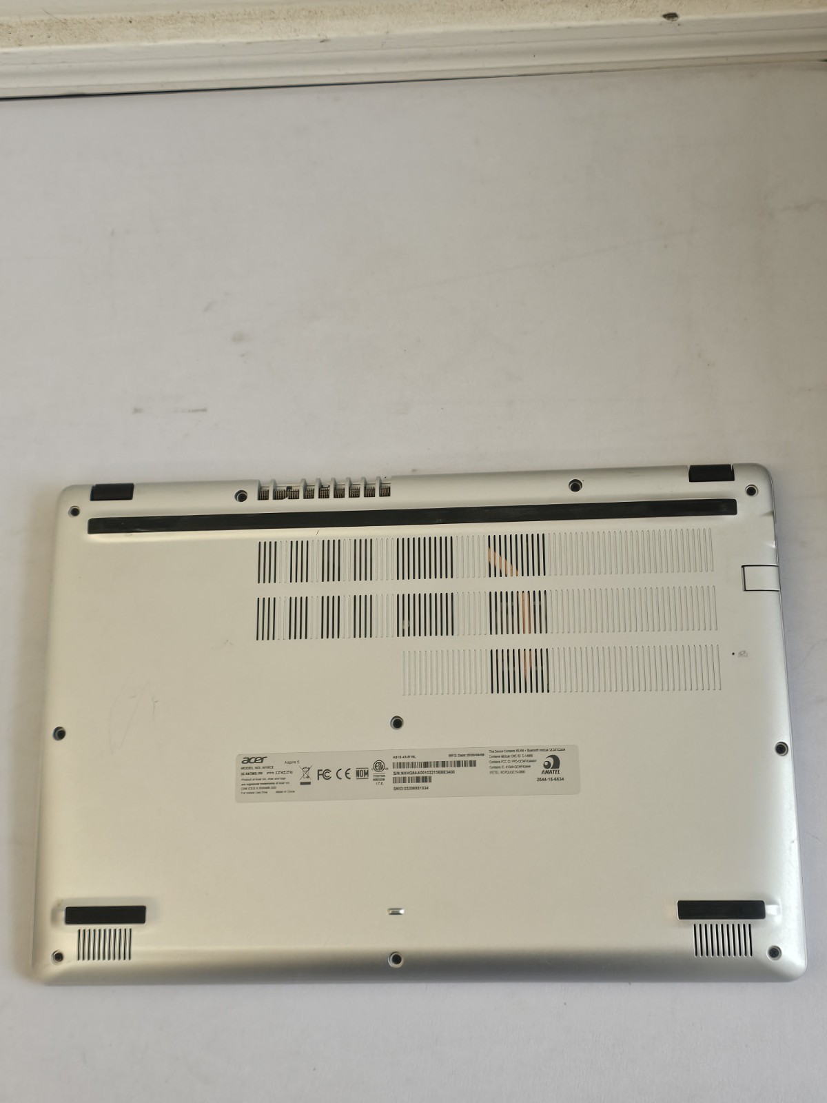 Acer Aspire 5 Laptop – AMD Ryzen 3-3200u – 16GB RAM – 1TB HDD – Windows 11 READ